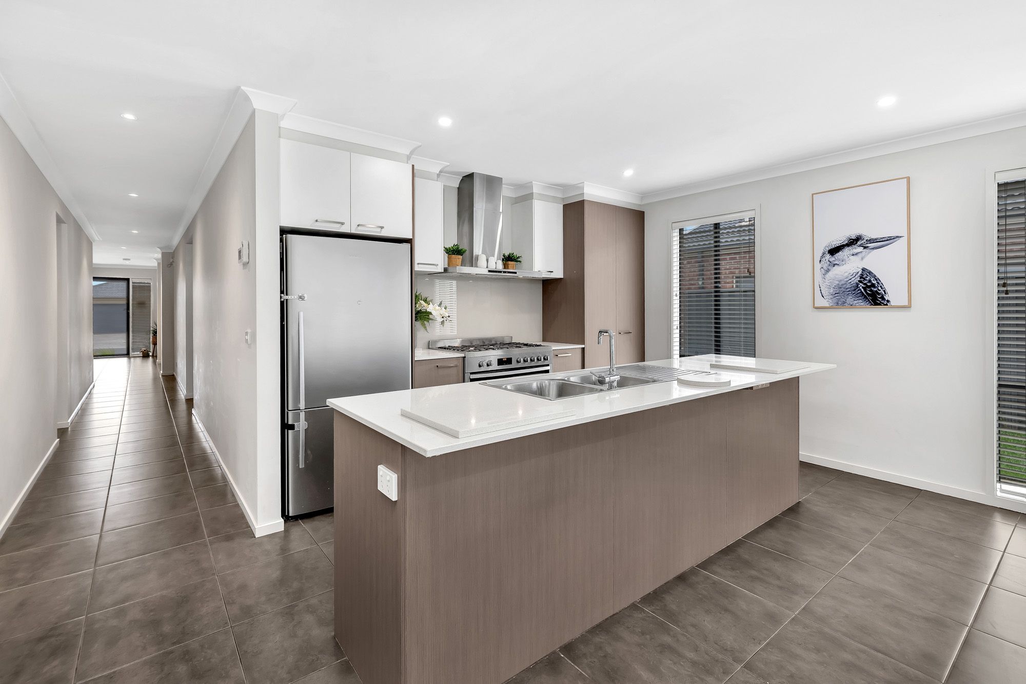 37 Weavers Street, Manor Lakes, VIC 3024