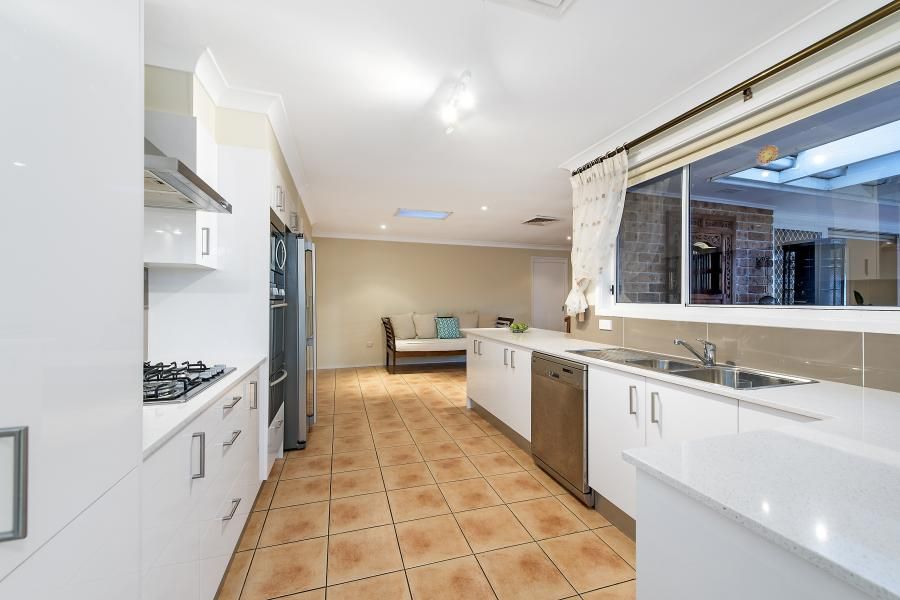 4 Doulton Drive, Cherrybrook, NSW 2126