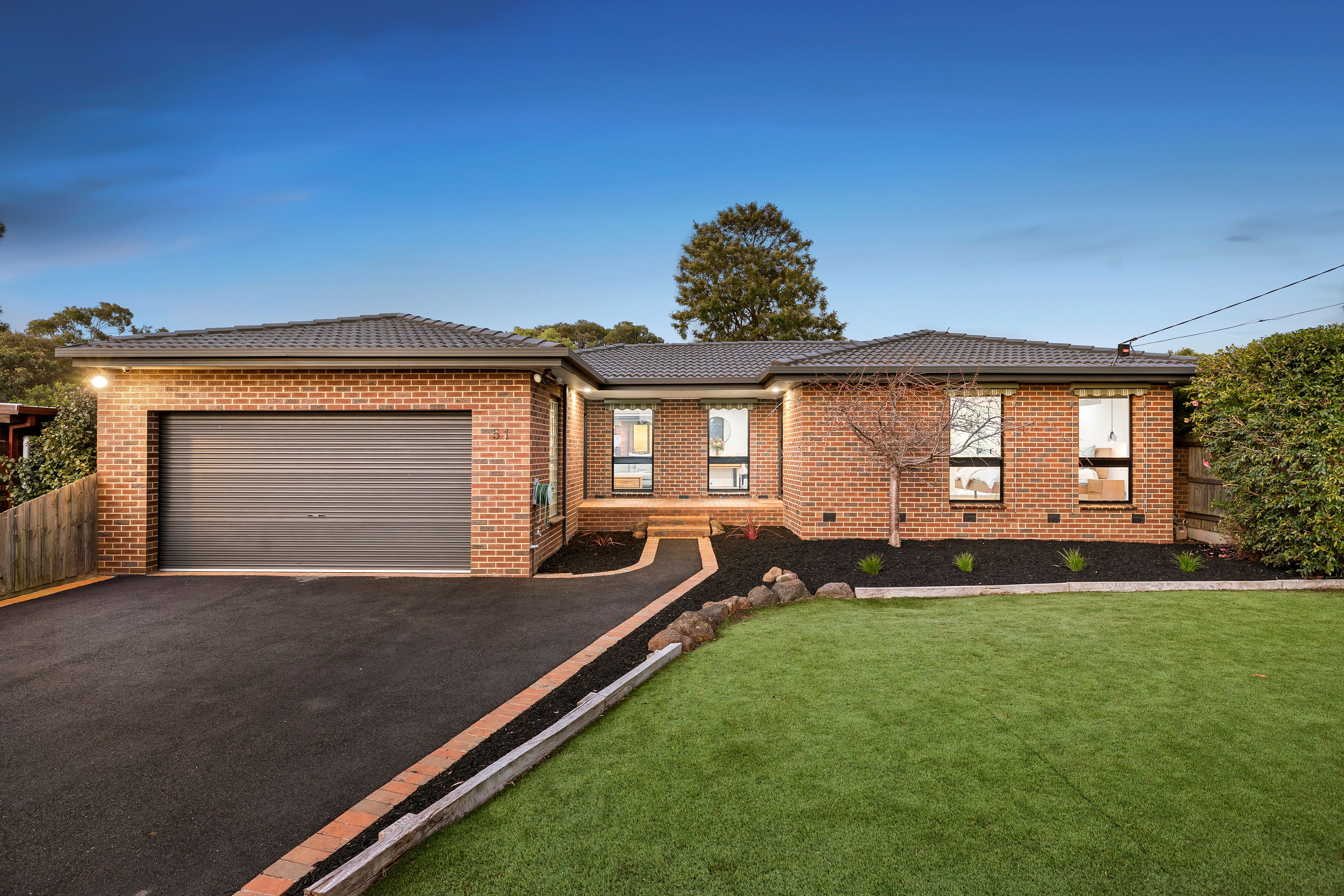 51 Cambden Park Parade, Ferntree Gully VIC 3156