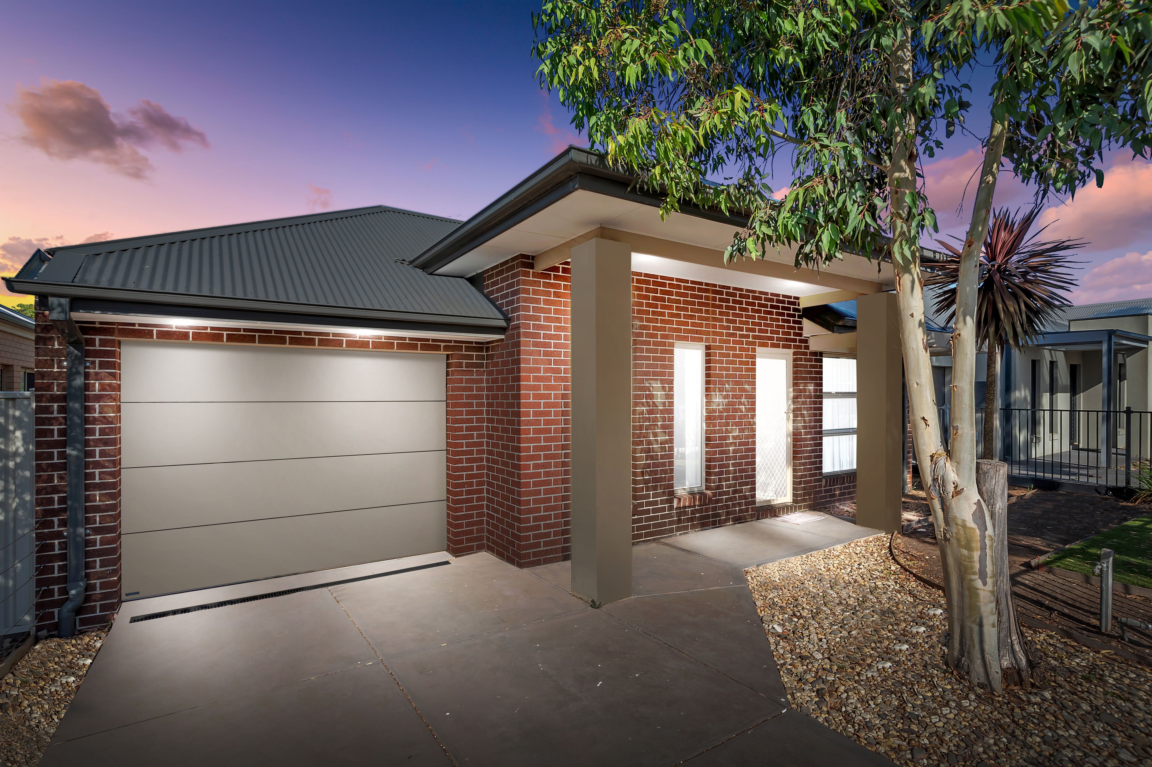16 Etheridge Rise, Caroline Springs, VIC 3023 Sold House Ray White