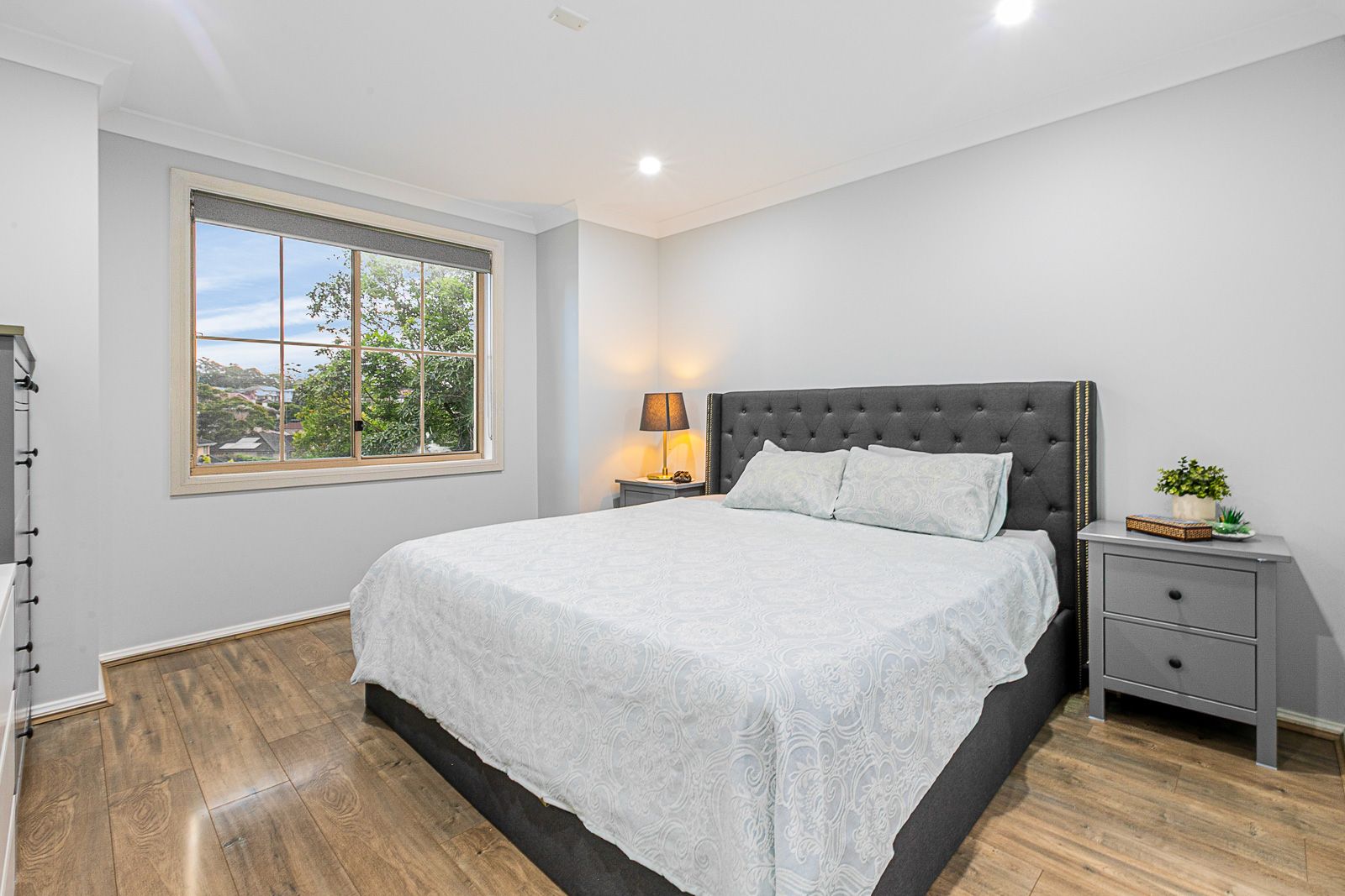 30 Belltree Crescent — photo 4 of 9