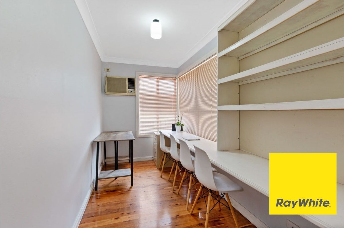 18 Neville Street, Colyton, NSW 2760