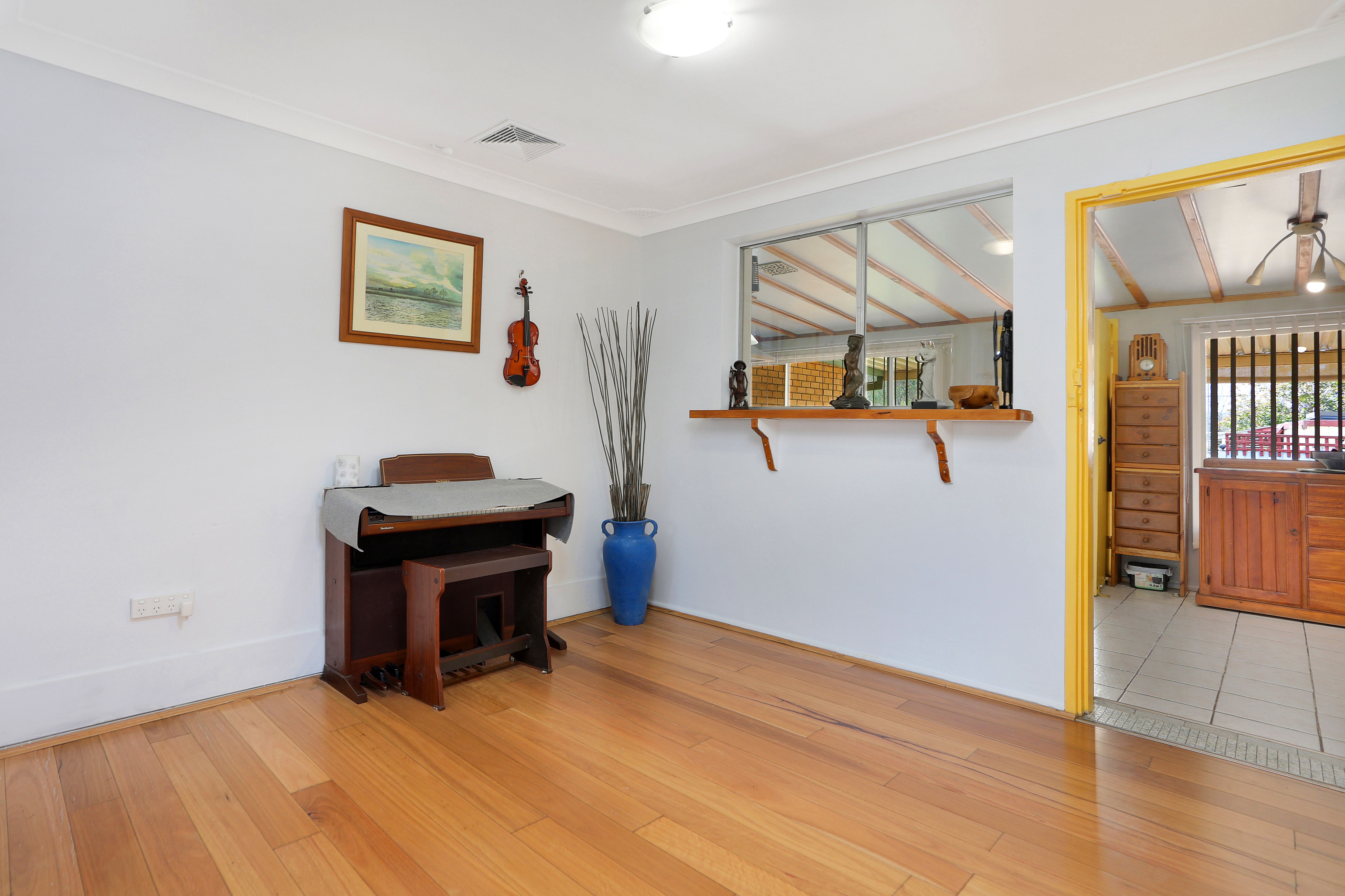 31 Portia Road — photo 6 of 11