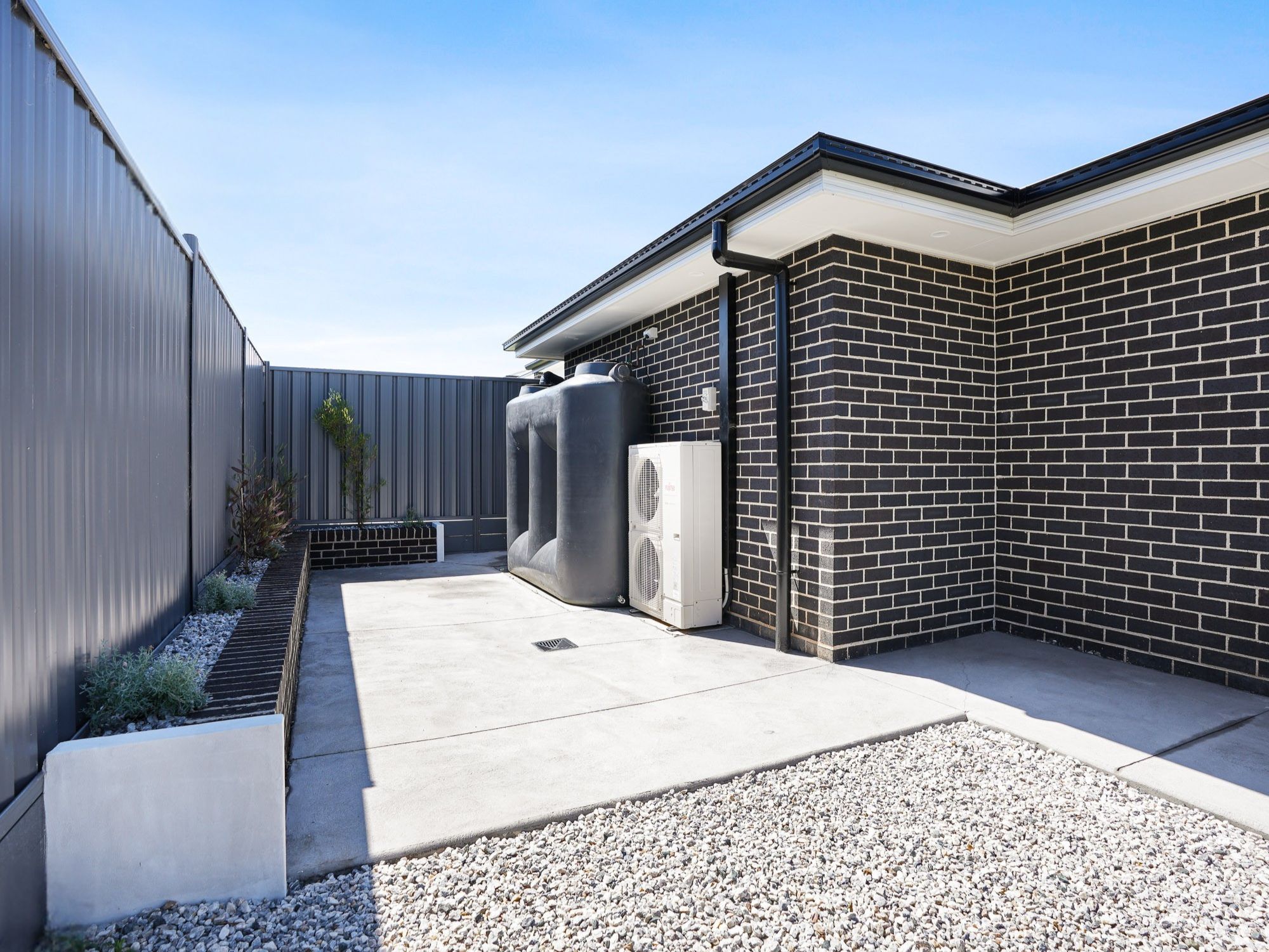 192 Sheaffes Road, Kembla Grange, NSW 2526 - Leased House - Ray White ...