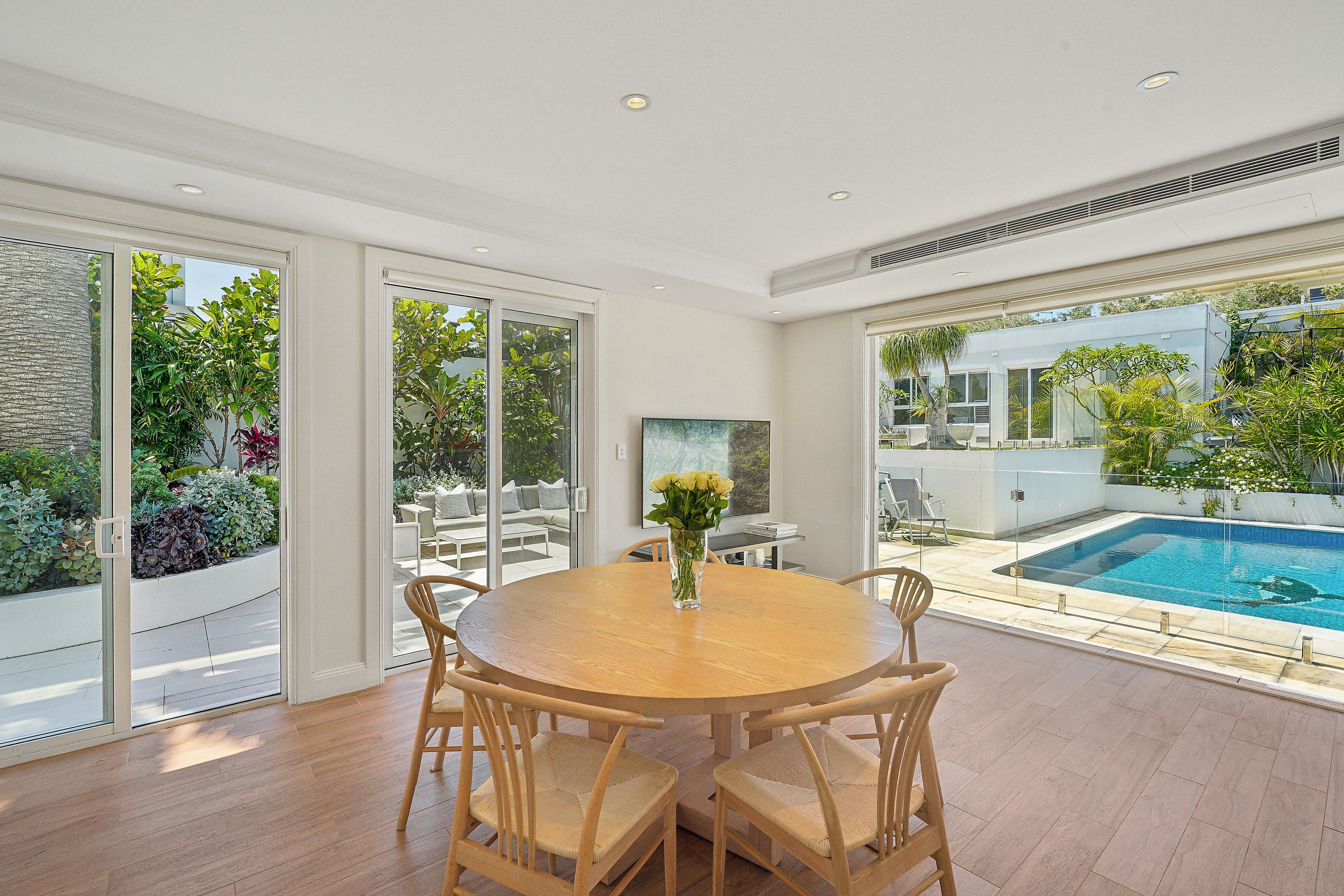 6 Gilbert Street — photo 12 of 23