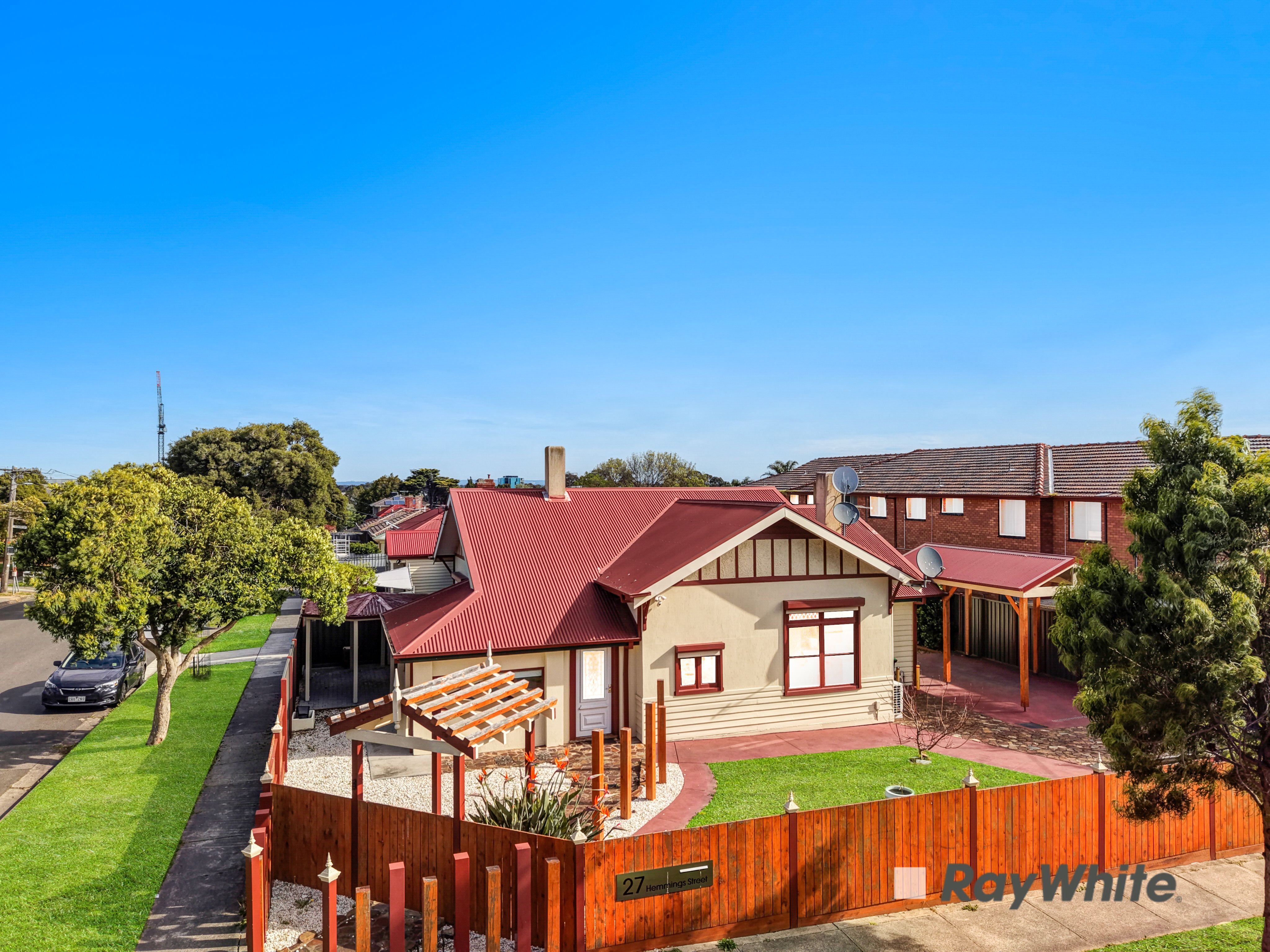 27 Hemmings Street — photo 25 of 28