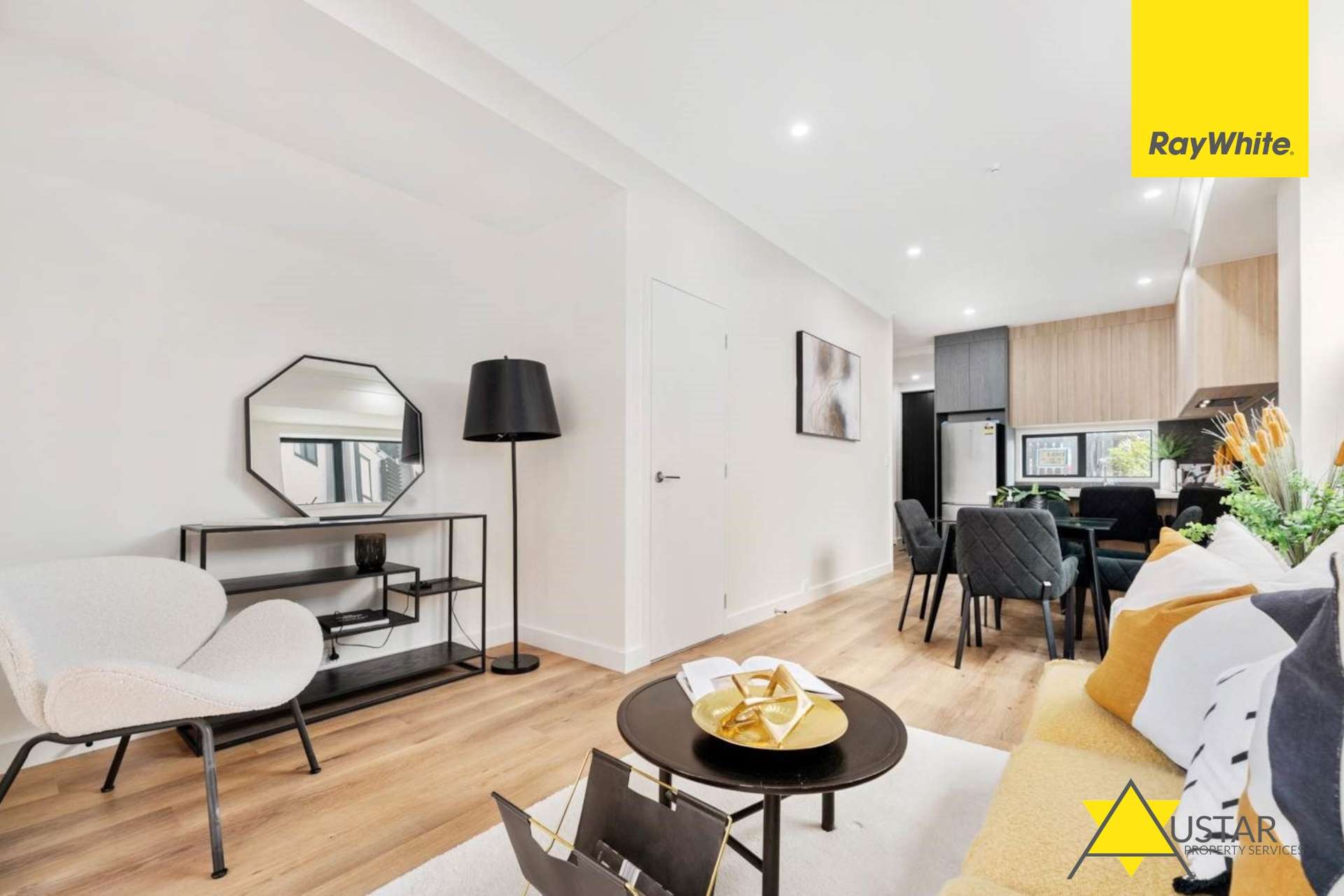 23 Parkwood Avenue photo 0