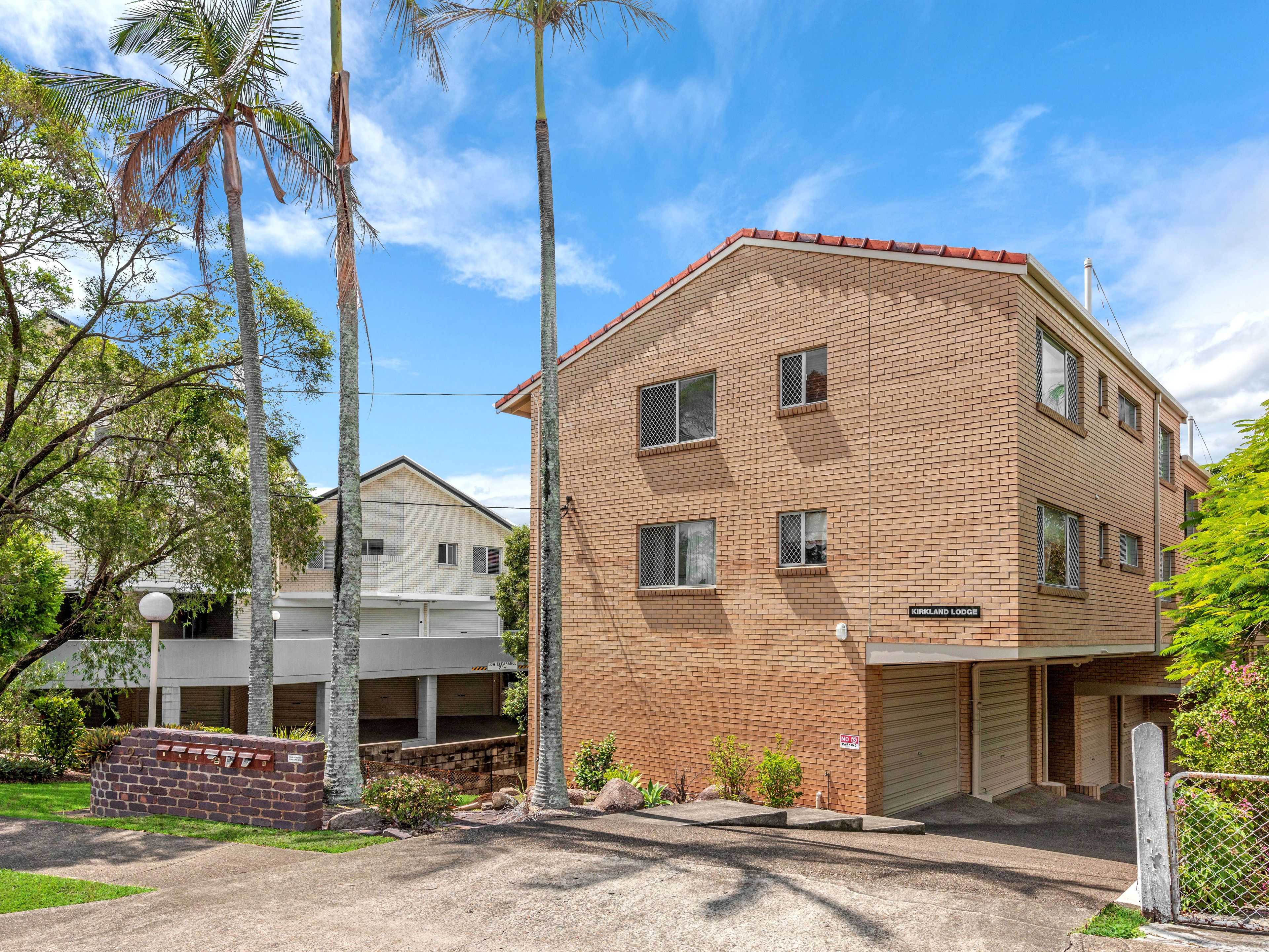 25 Kirkland Avenue, Coorparoo QLD 4151