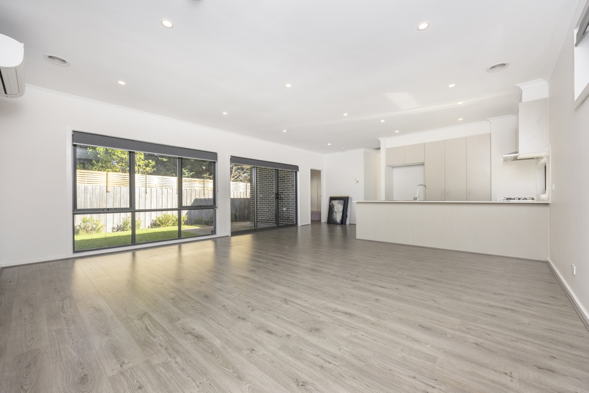 2/274 Dandelion Drive, Rowville, VIC 3178