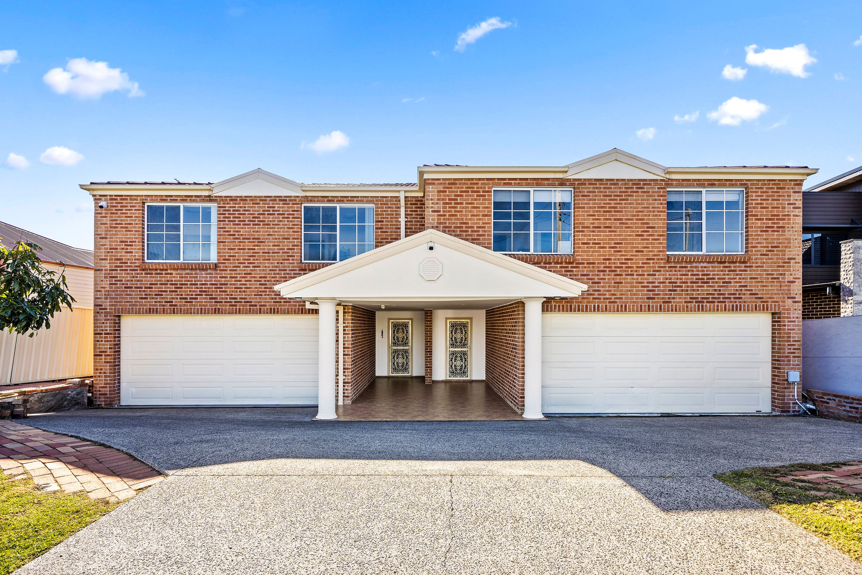 74A & B Mount Keira Road — photo from Ray White Wollongong