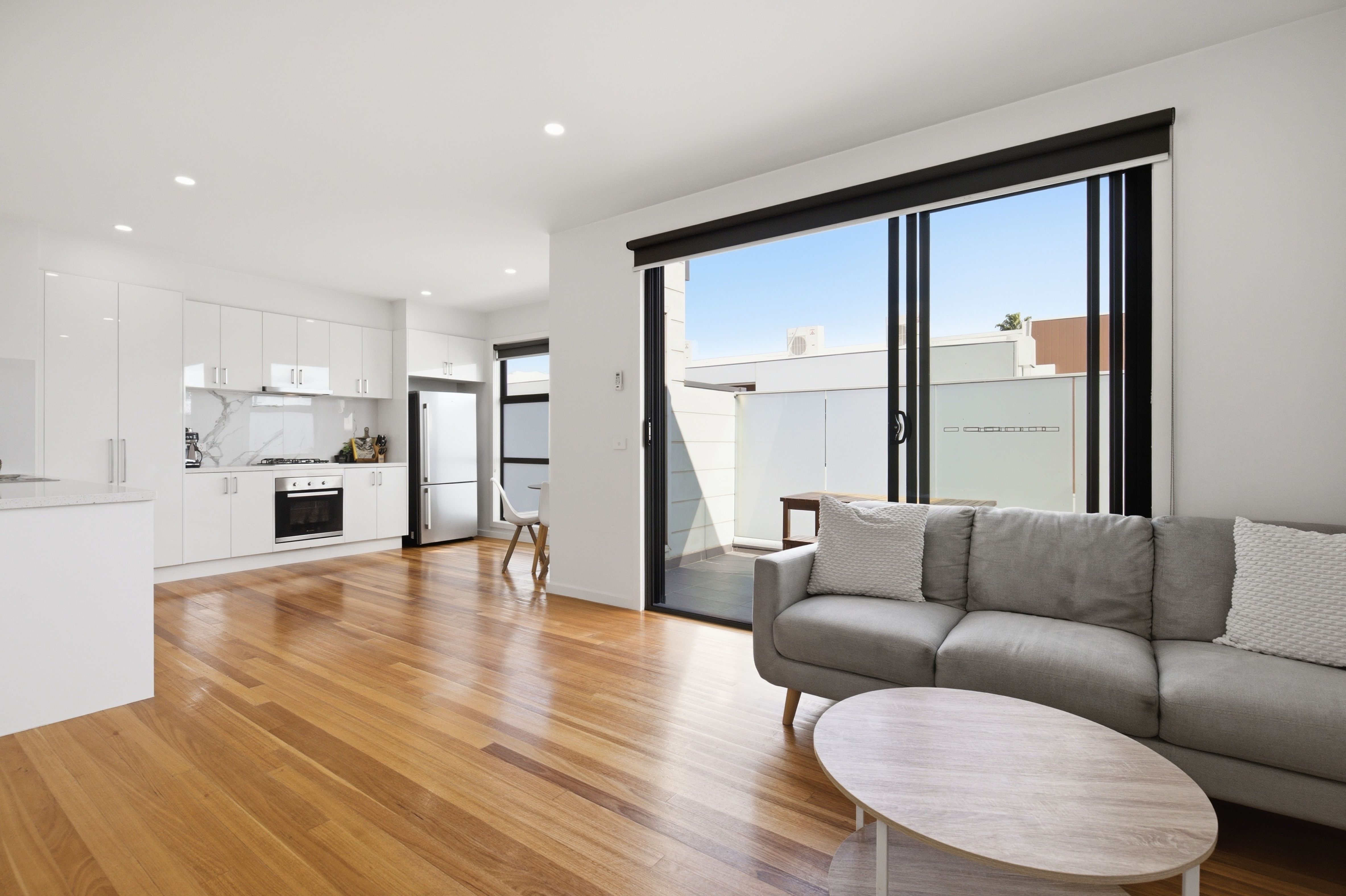 3/50 Adele Avenue — photo 4 of 18
