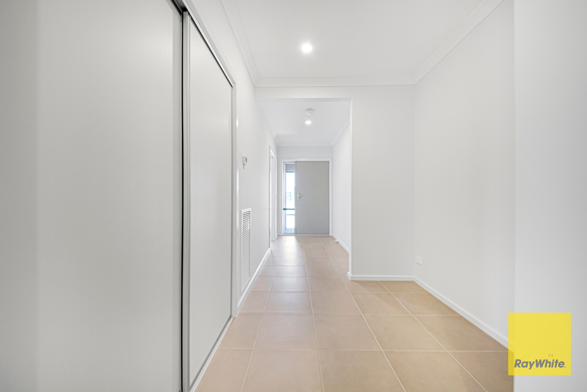 62 Danube Road — photo 12 of 18