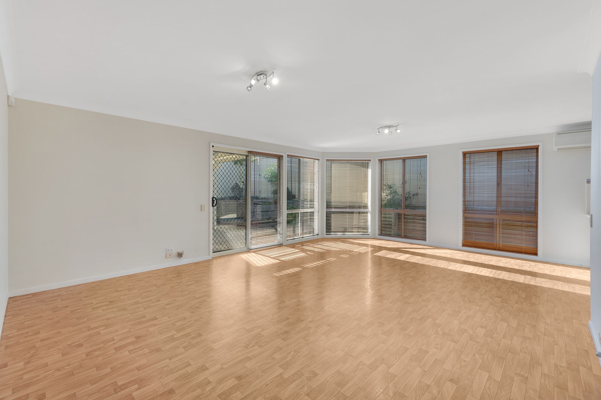 28 The Kraal Drive, Blair Athol, NSW 2560