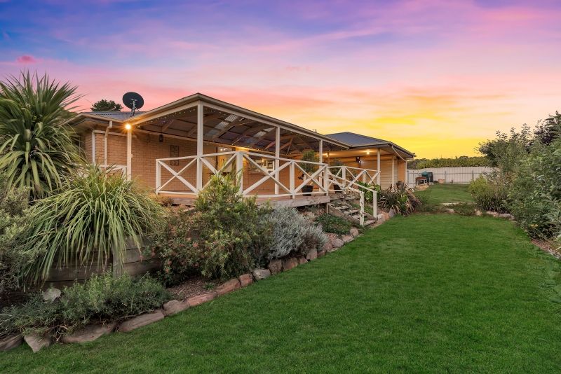 13 Henry Street, Woodside, SA 5244
