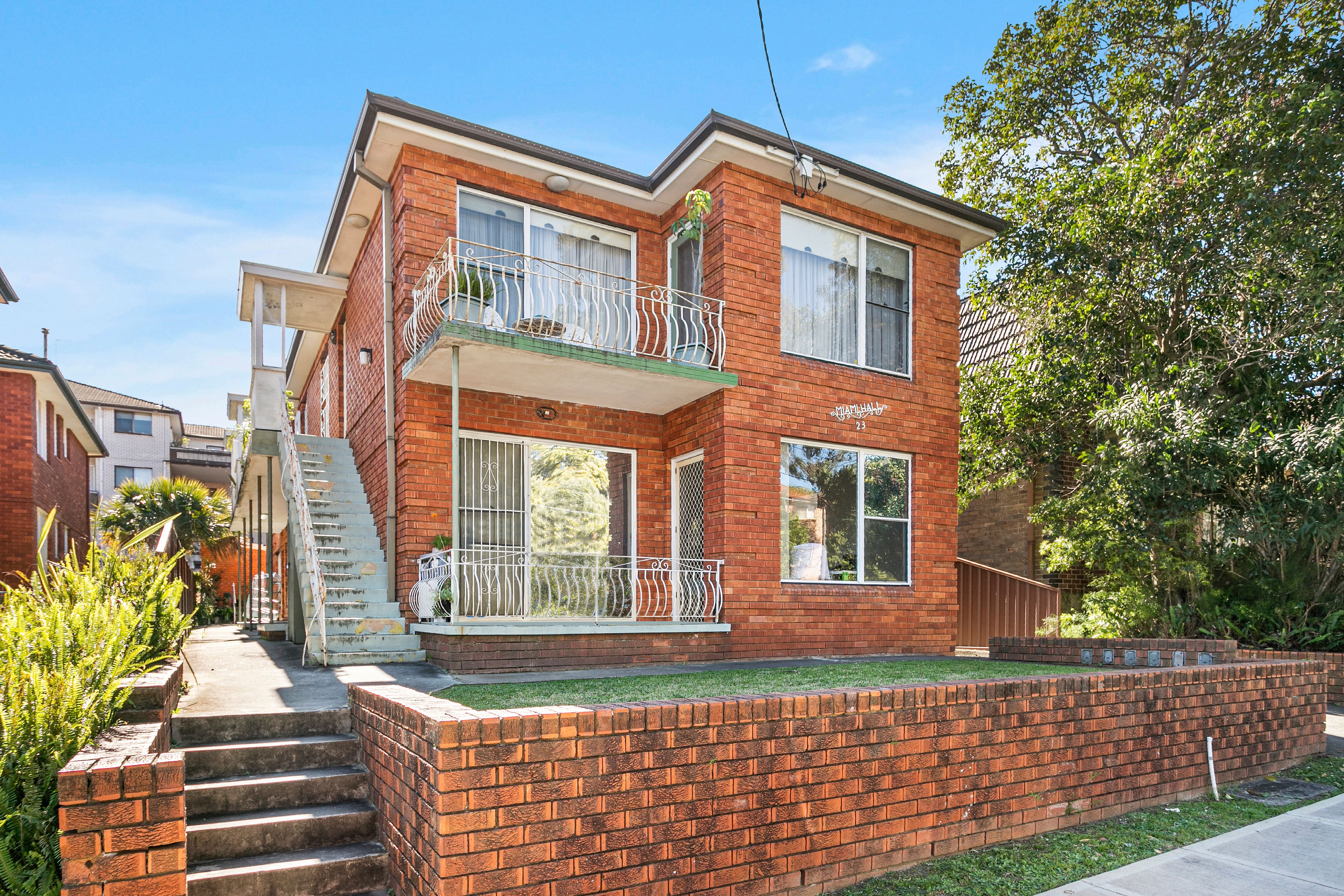 23 Hampton Court Road, Carlton NSW 2218
