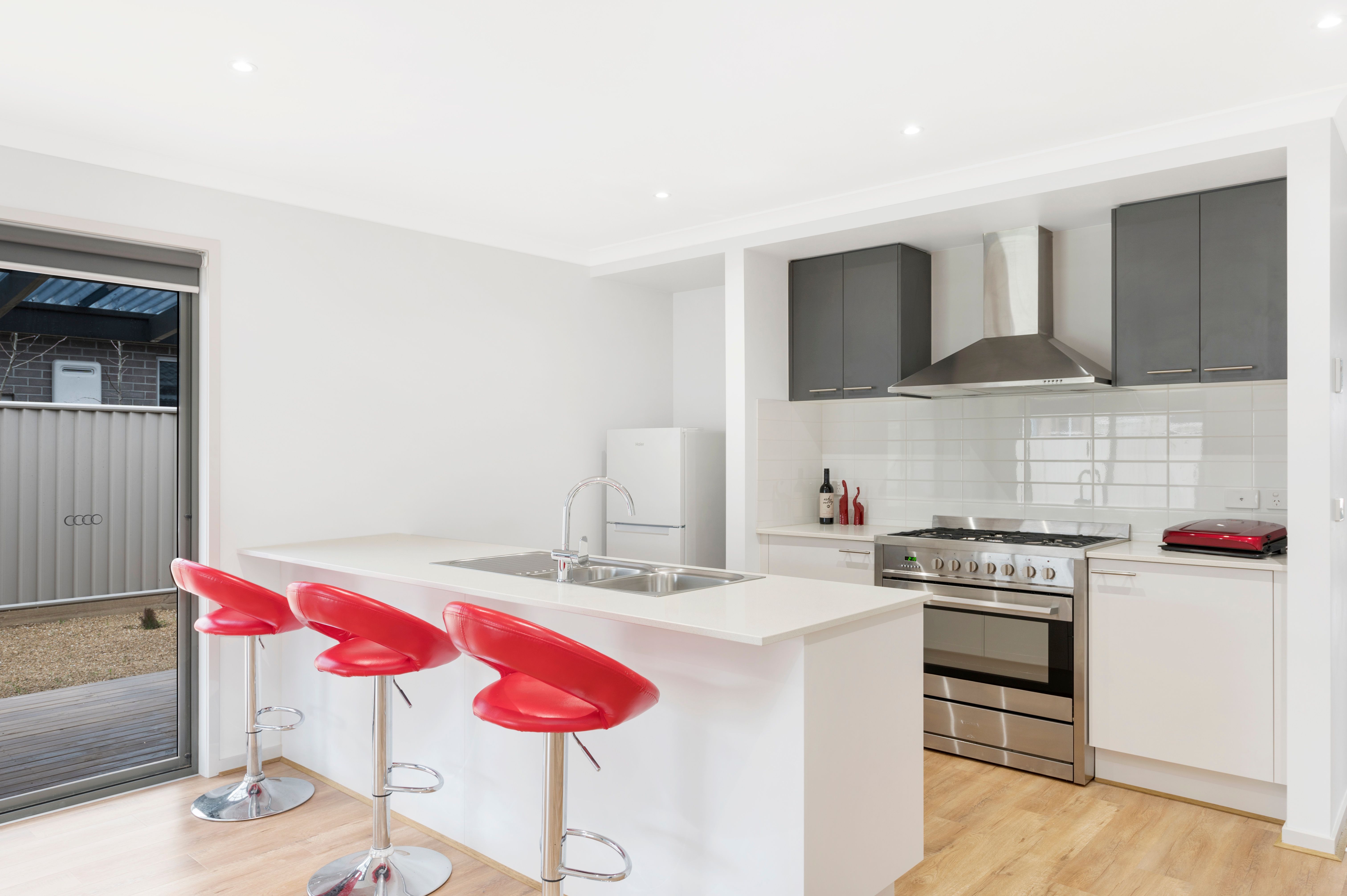 7 Barn Owl Avenue, WINTER VALLEY, VIC 3358