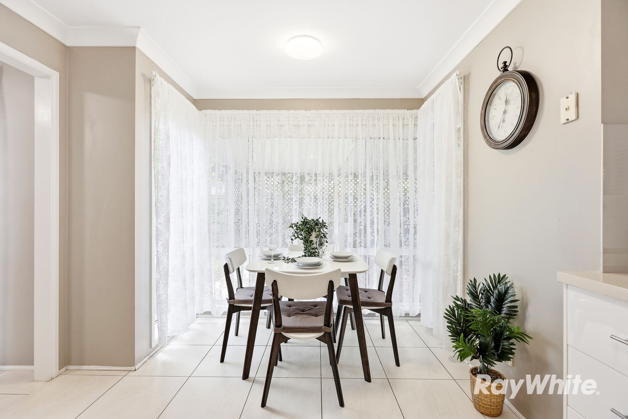 6 Teraweyna Close — photo 7 of 20