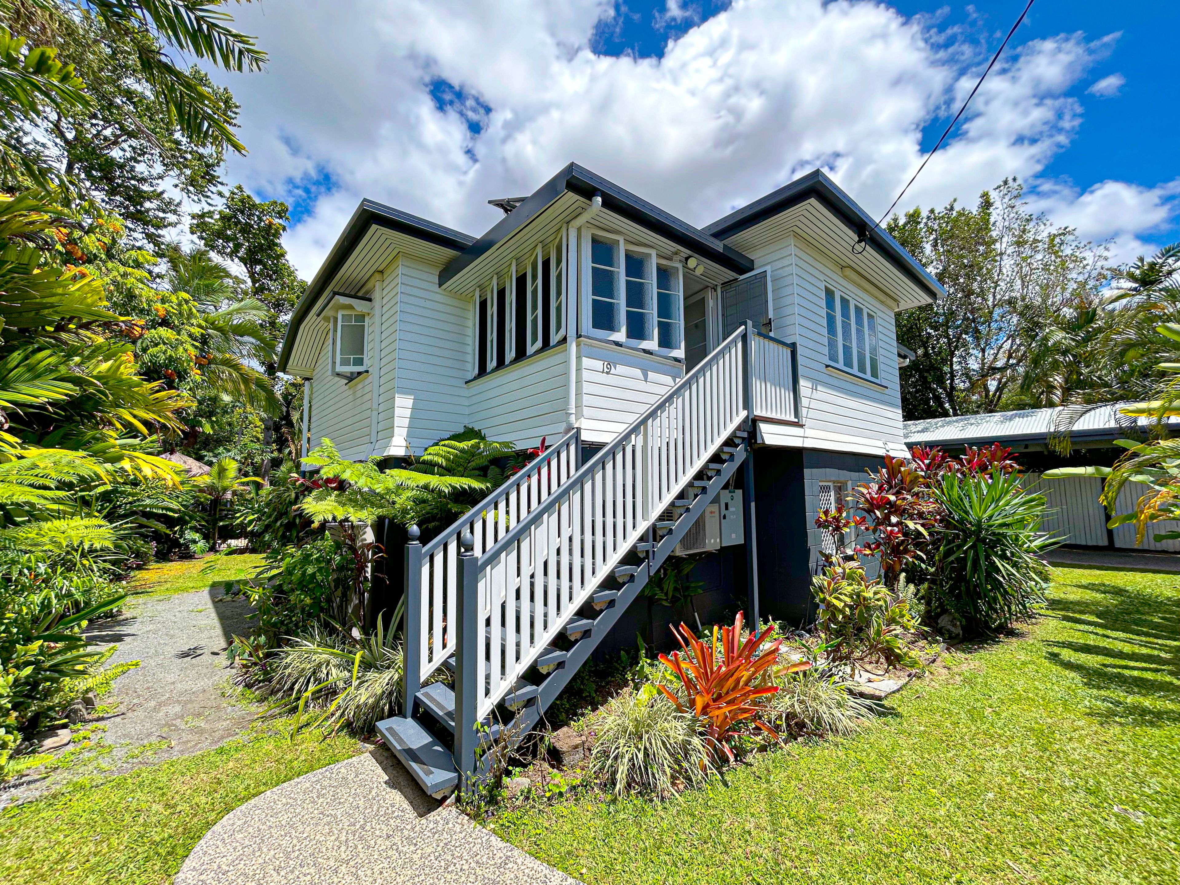 1/19 Keirle Avenue, Whitfield, QLD 4870