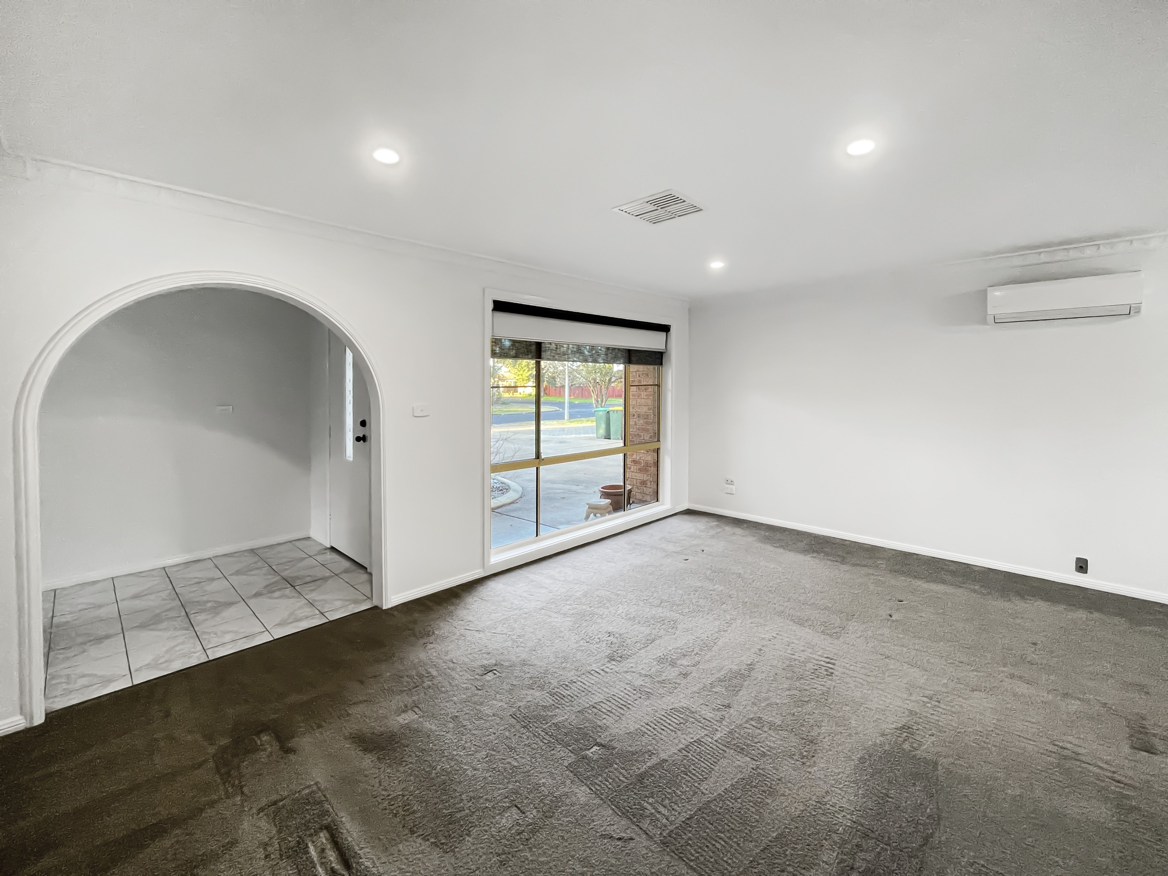 38 Chifley Drive — photo 3 of 13
