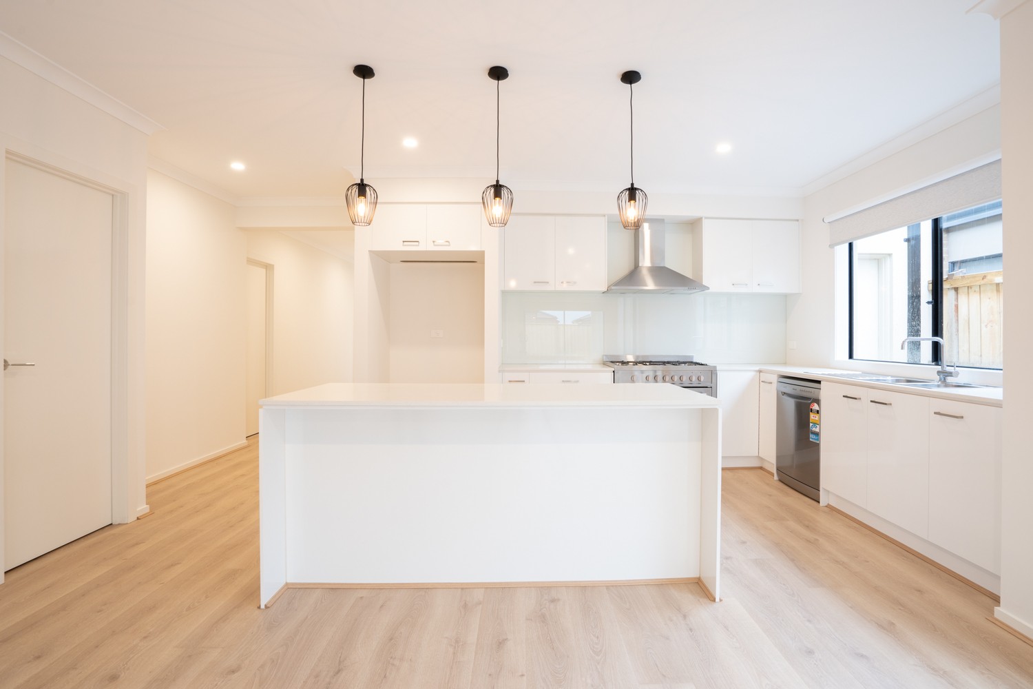 19 Catisfield Circuit, Donnybrook, VIC 3064