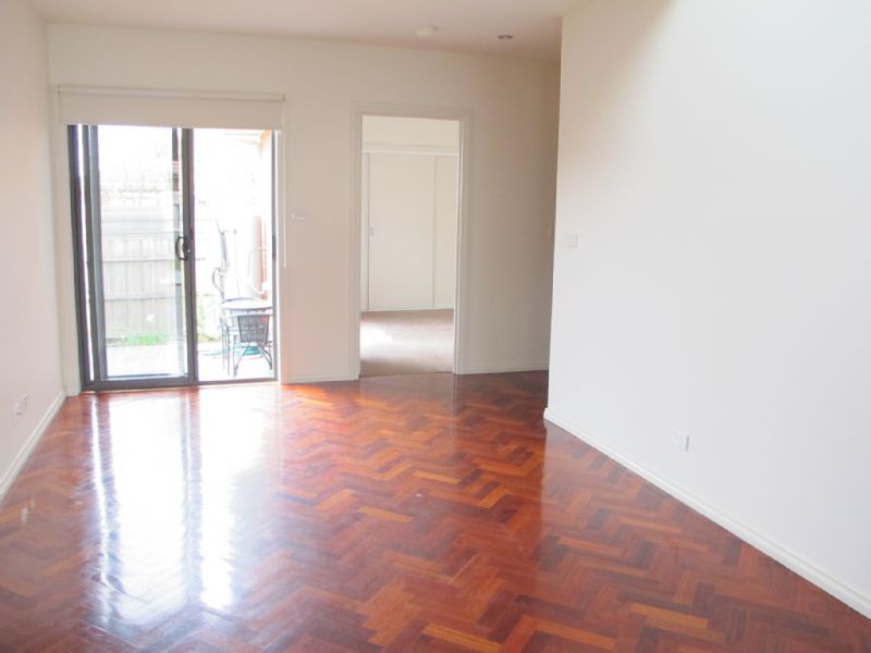 4/43 Chaleyer Street, Reservoir, VIC 3073