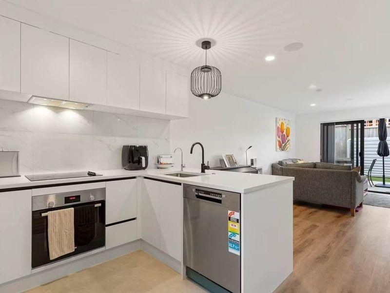 6/2 Ayr Road, Pakuranga, Manukau City
