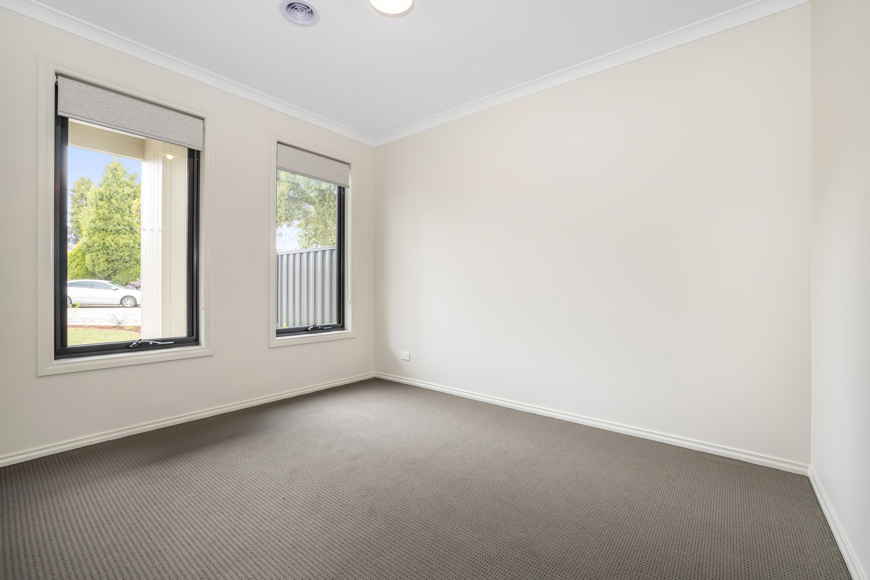 9B Denham Court, Scoresby, VIC 3179