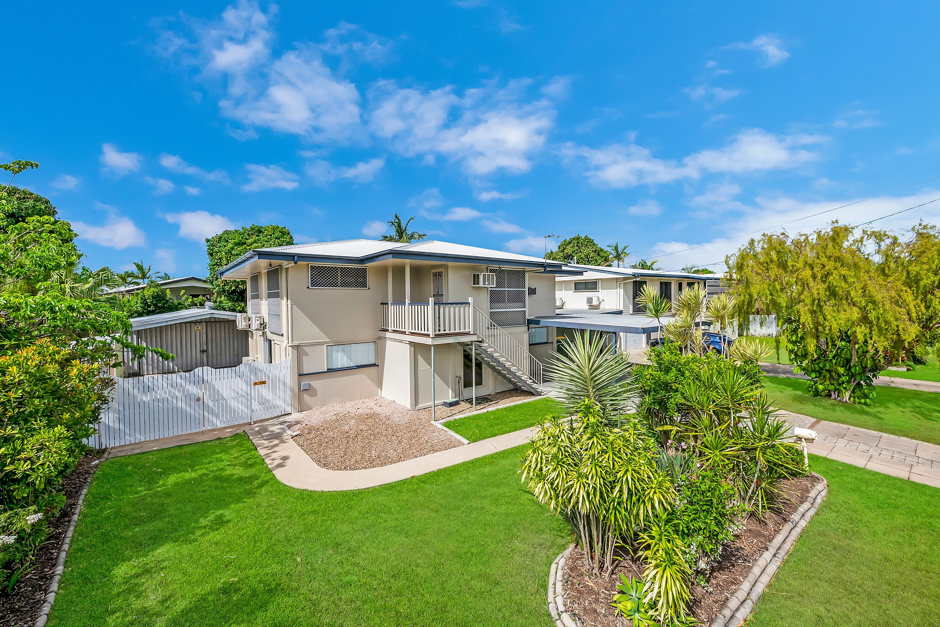 19 Crocker Street, Heatley QLD 4814