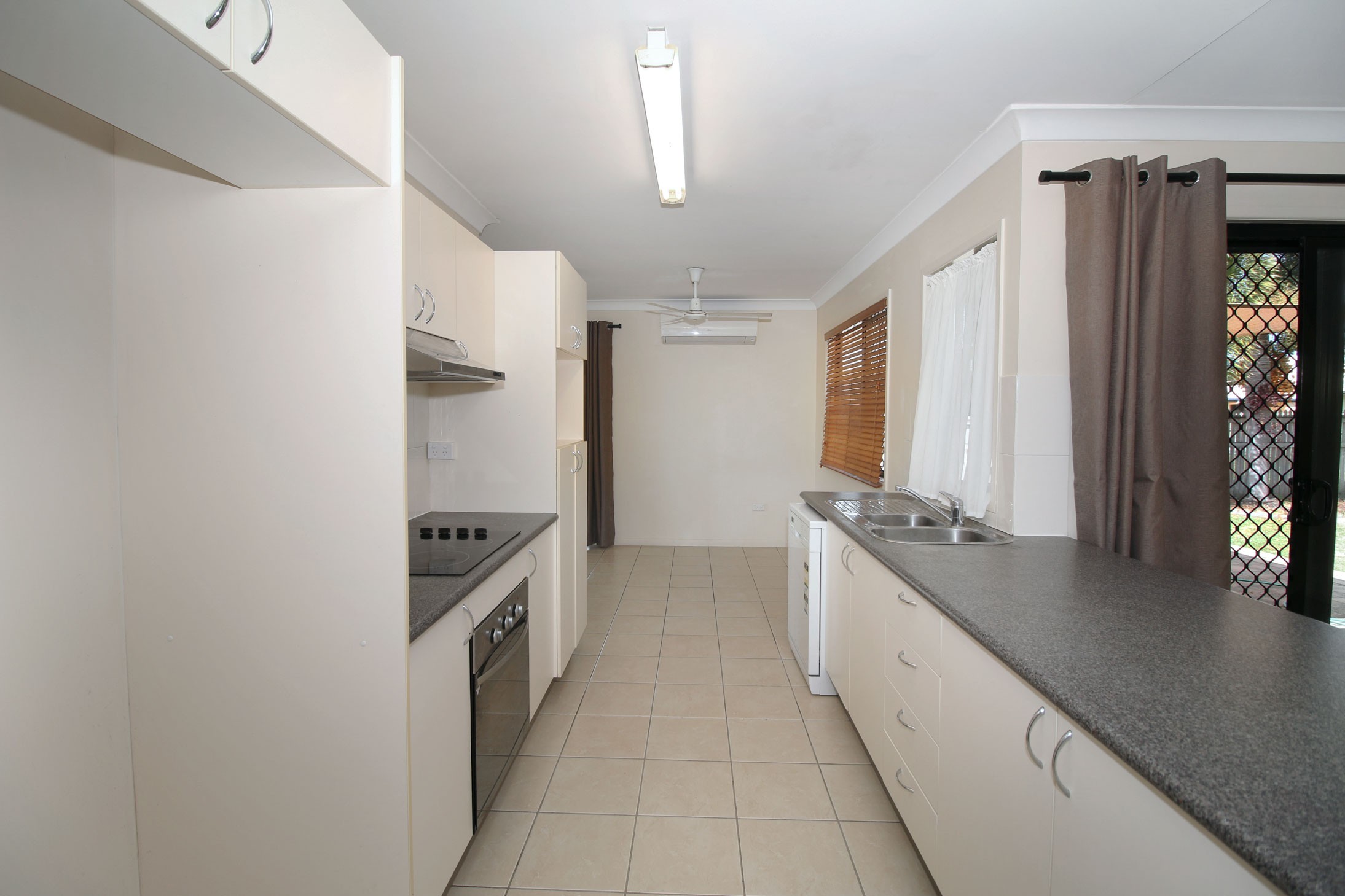 5 Maynard Court, Condon, QLD 4815