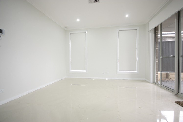 27 Mooney Street, SPRING FARM, NSW 2570