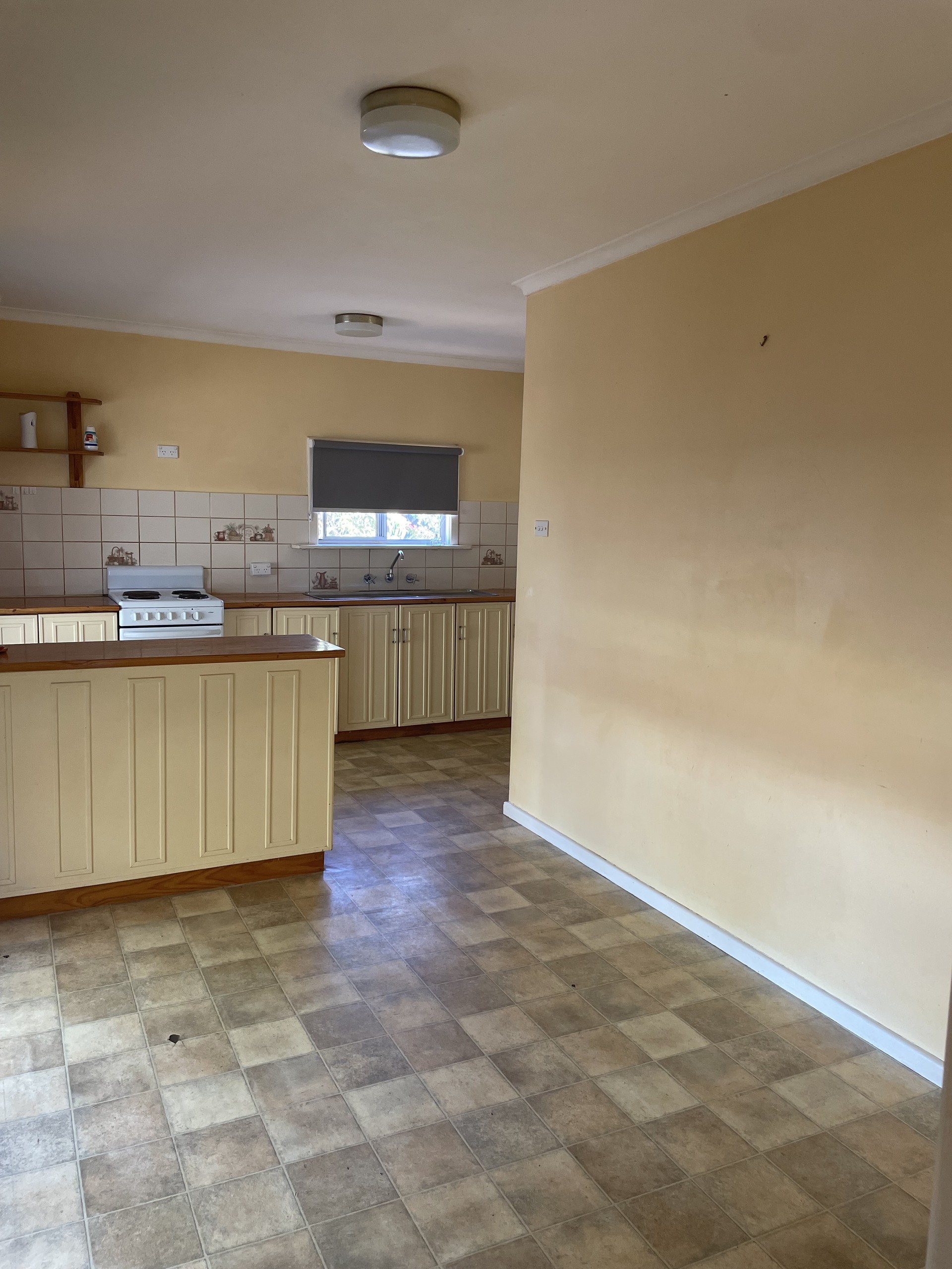 27 Wheelock Way, Carnarvon, WA 6701