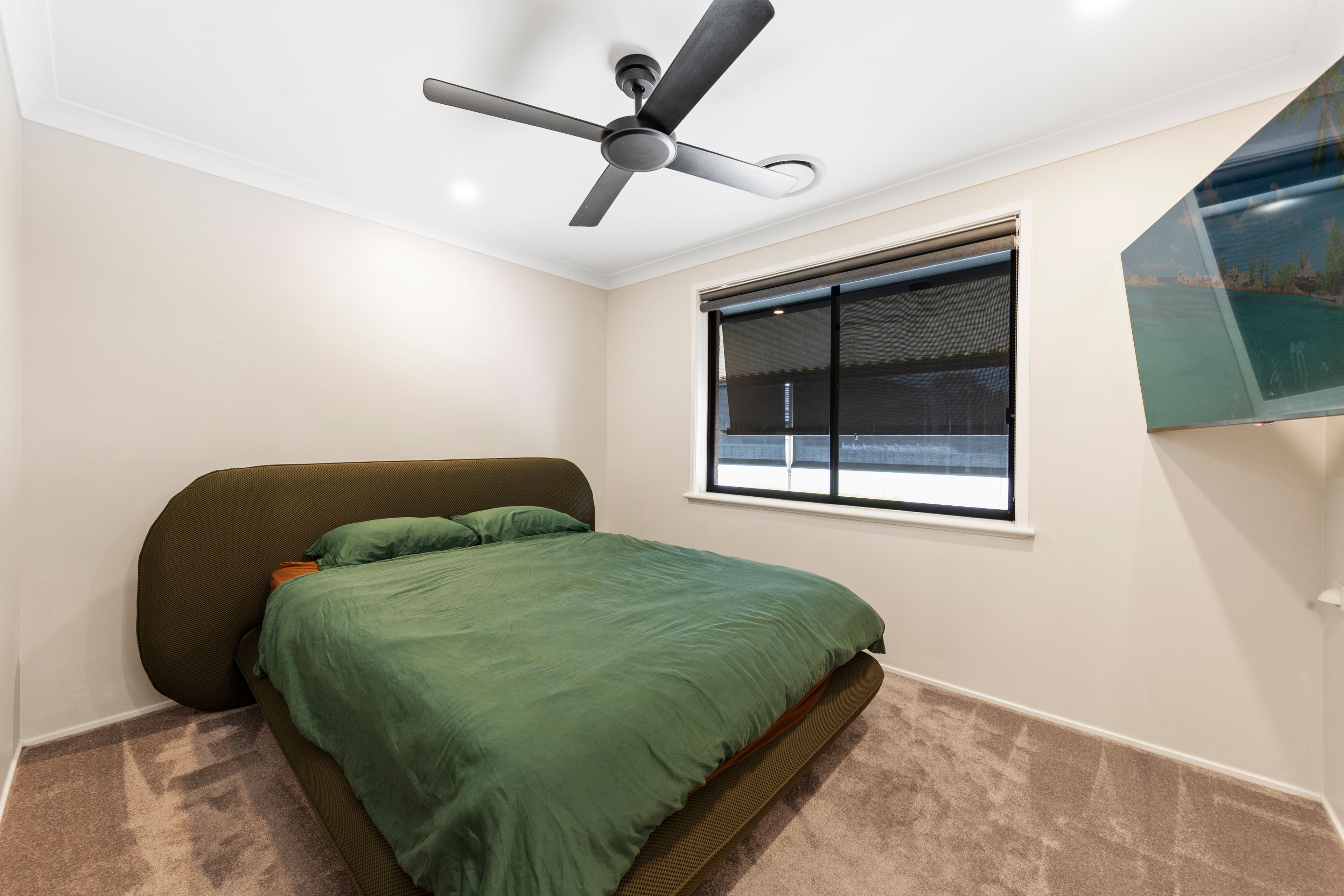 4 Hampton Way — photo 6 of 14