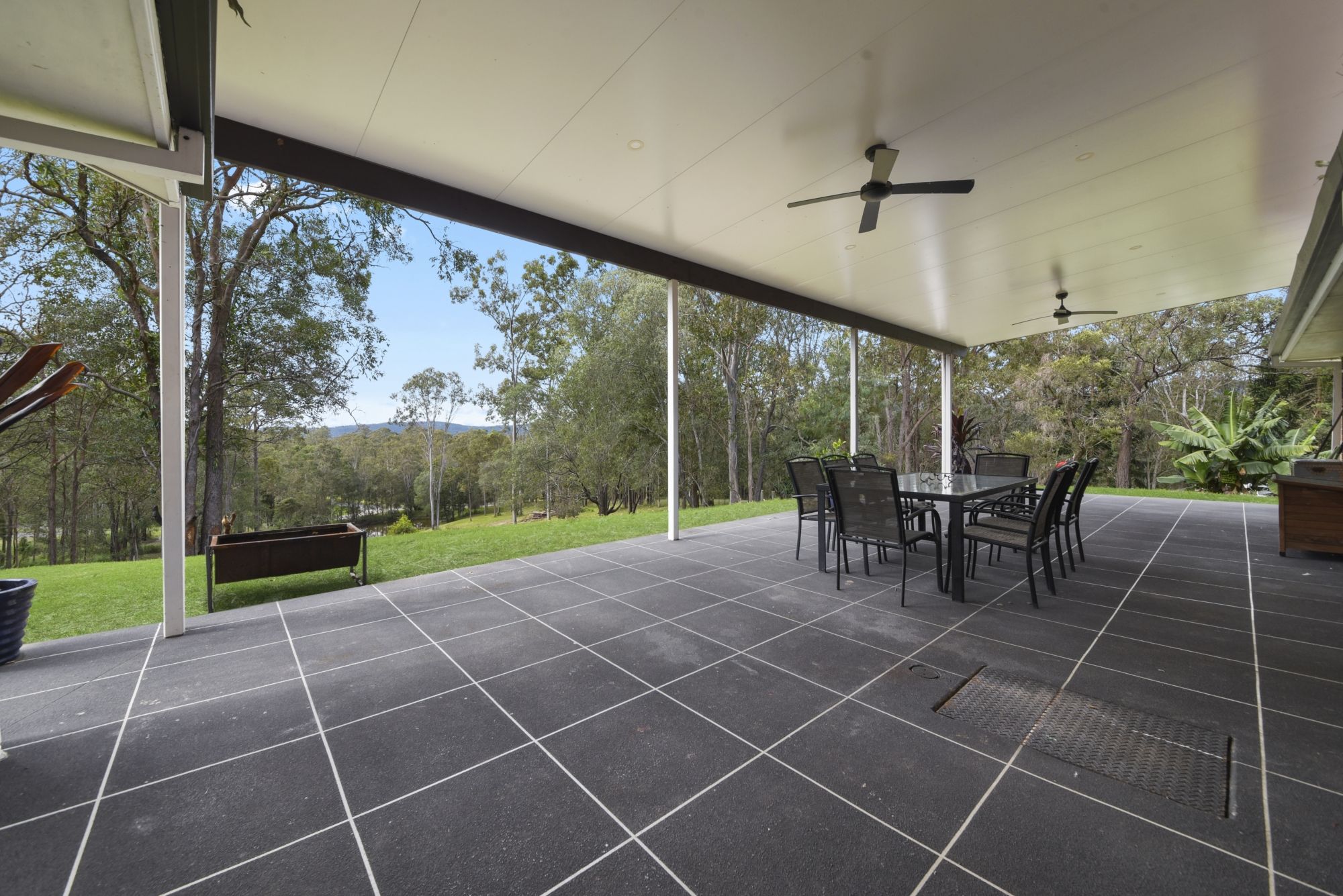 6 Springfield Court, Wights Mountain QLD 4520