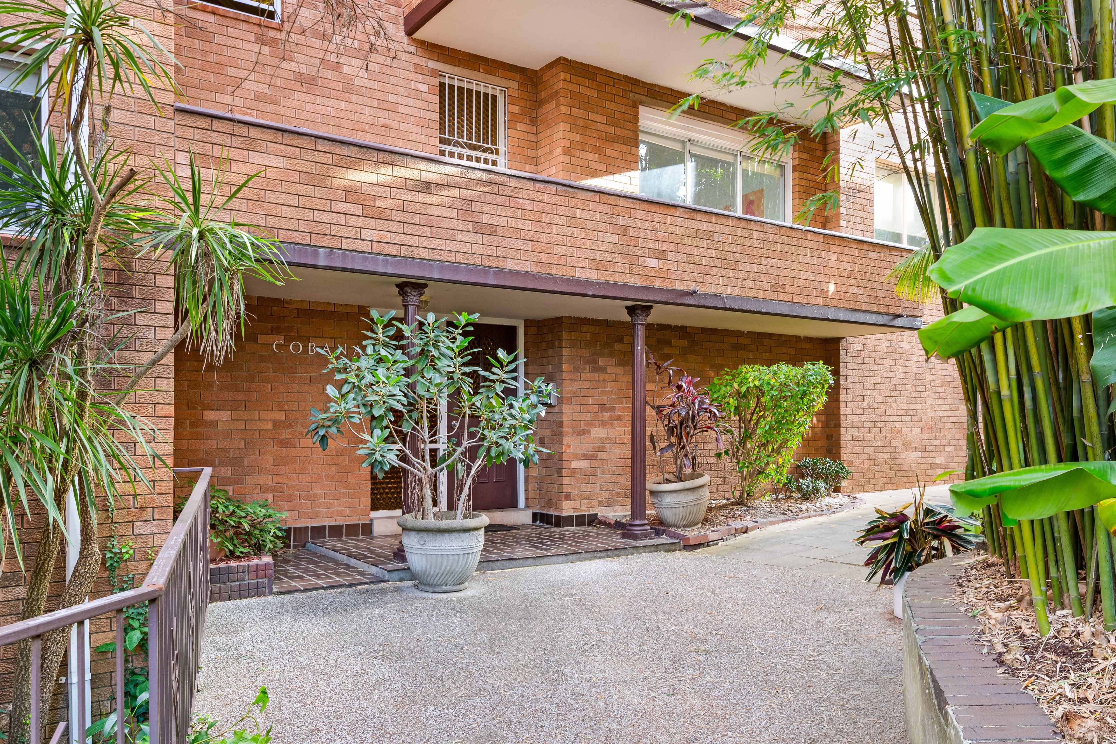 8/3 Albert Street — photo 6 of 6