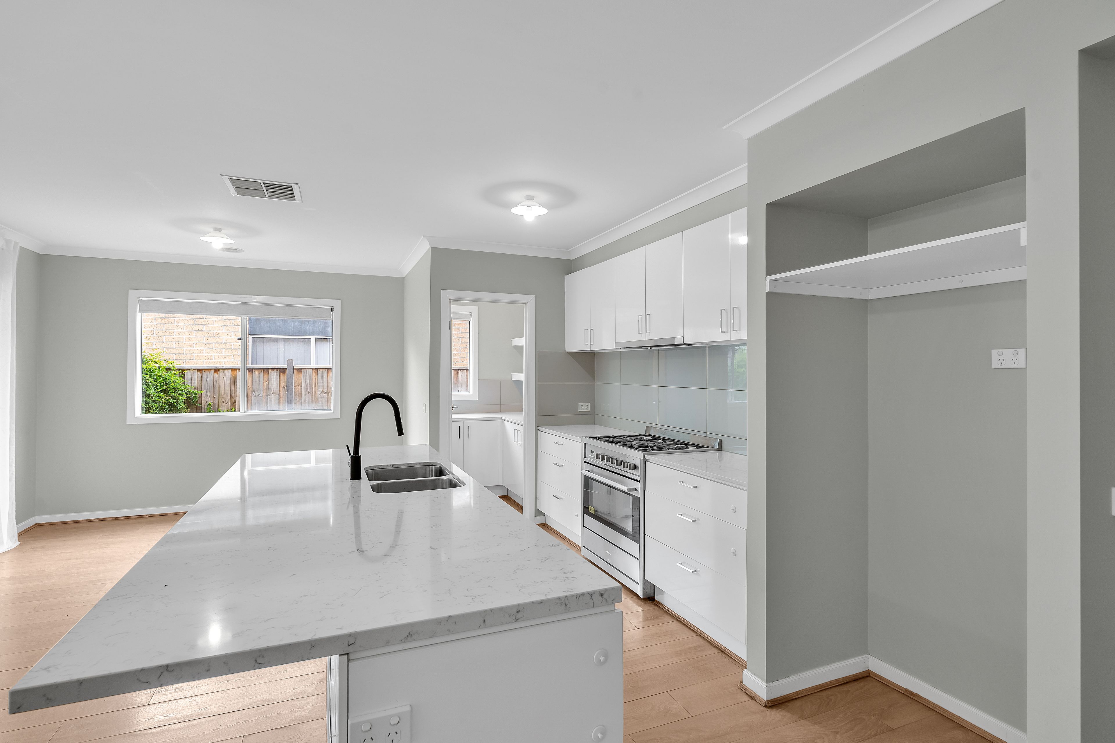 16 Thurston Avenue, Tarneit, VIC 3029