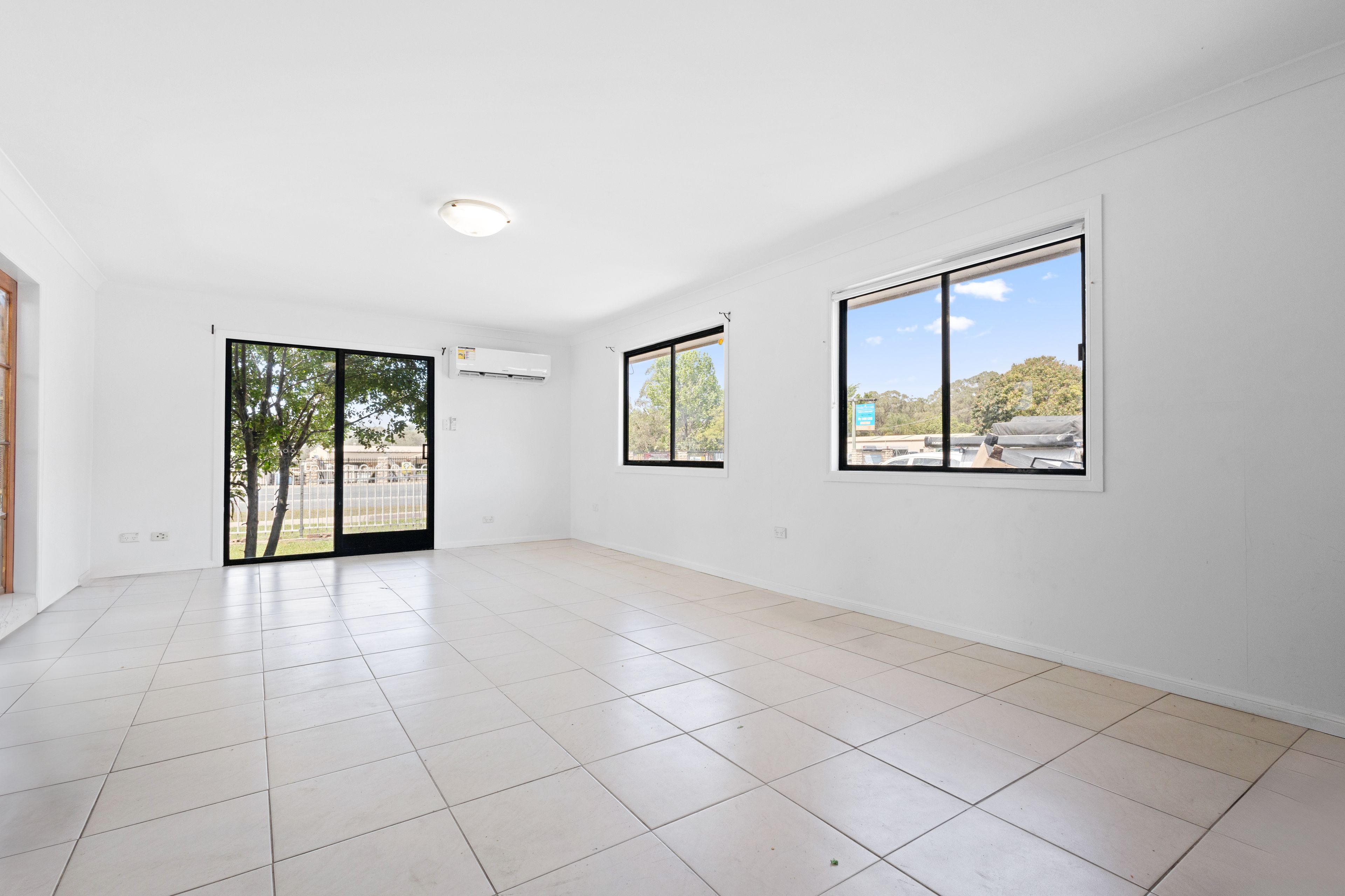 311 Oakey Flat Road, Morayfield, QLD 4506