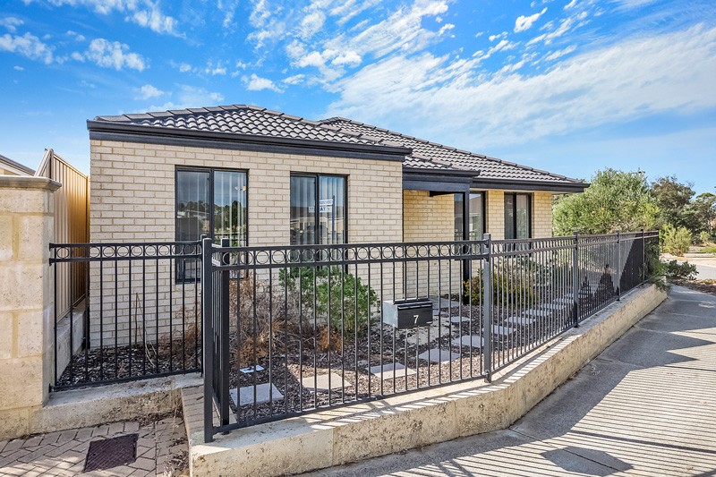 7 Tain Way, Bertram, WA 6167