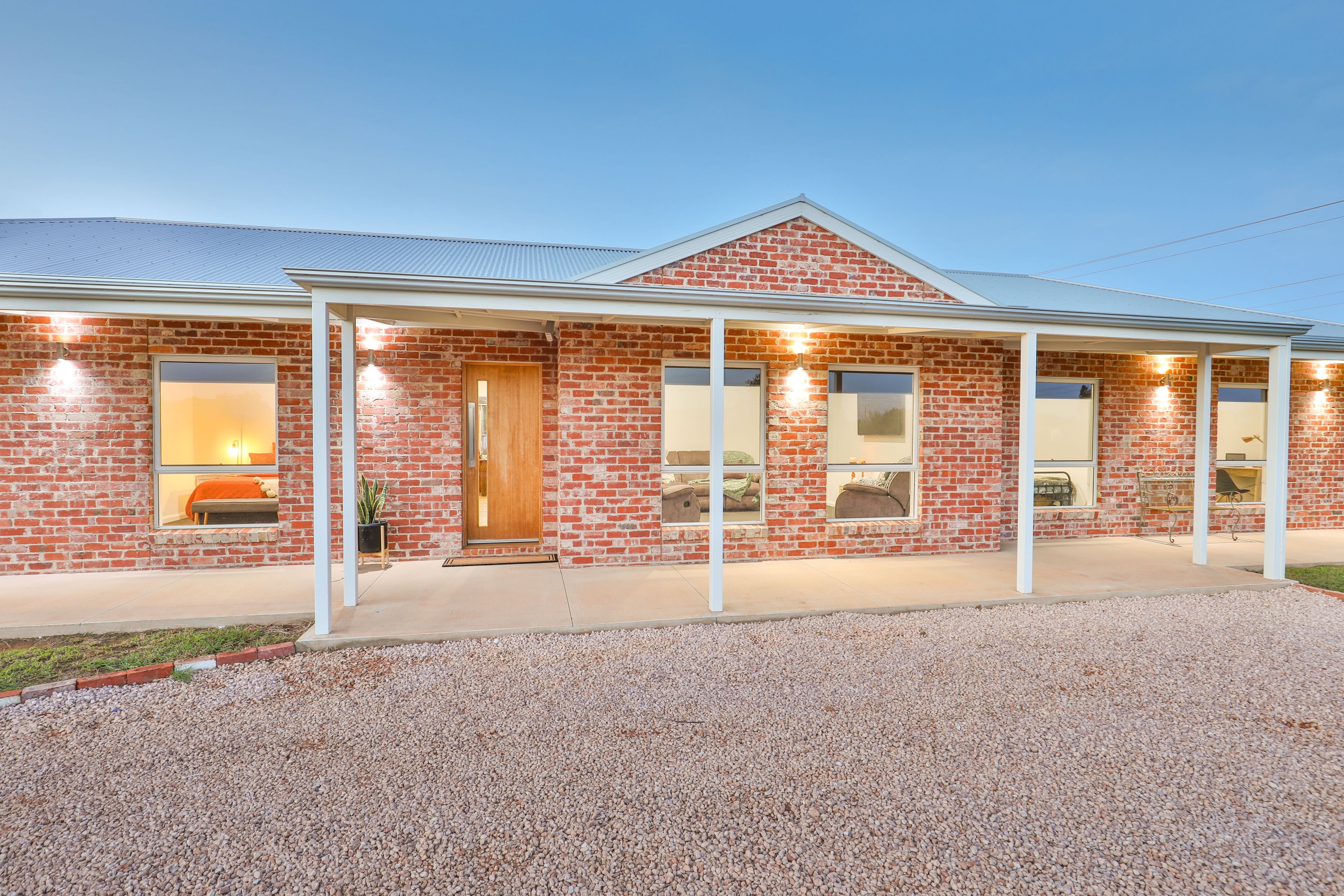 4 Baines Court, Birdwoodton, VIC 3505