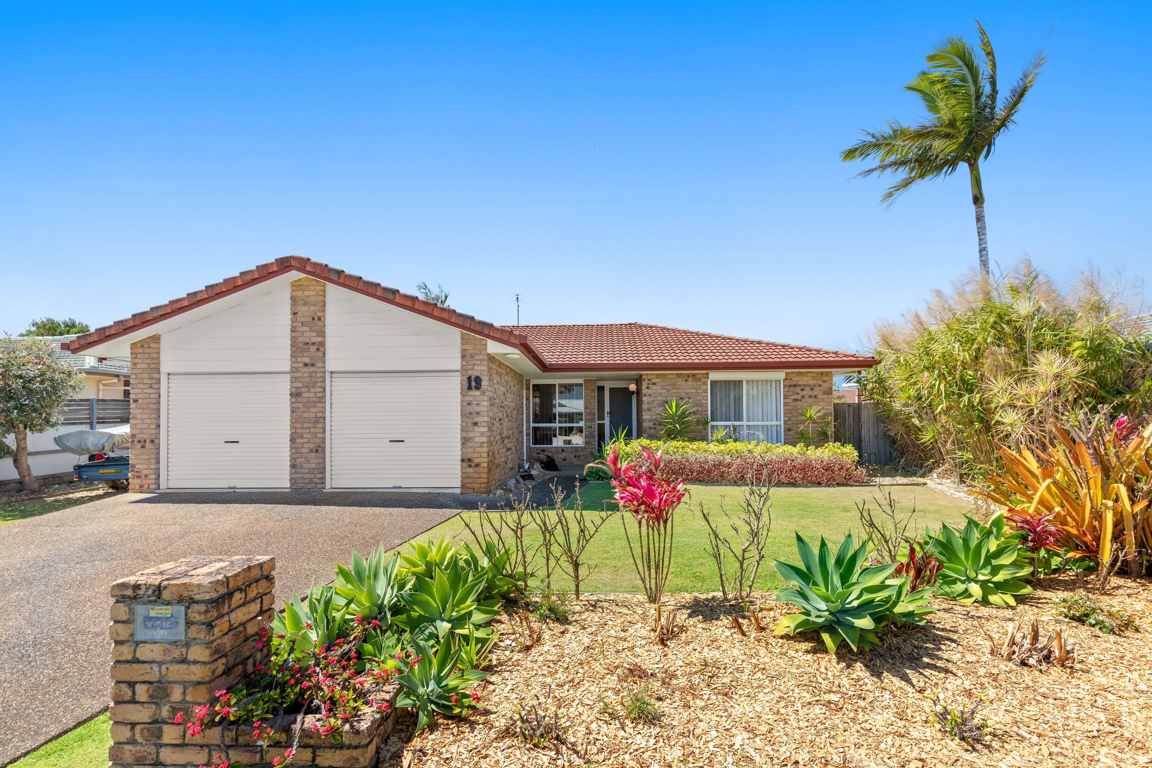 19 Ramsay Crescent, Golden Beach, QLD 4551