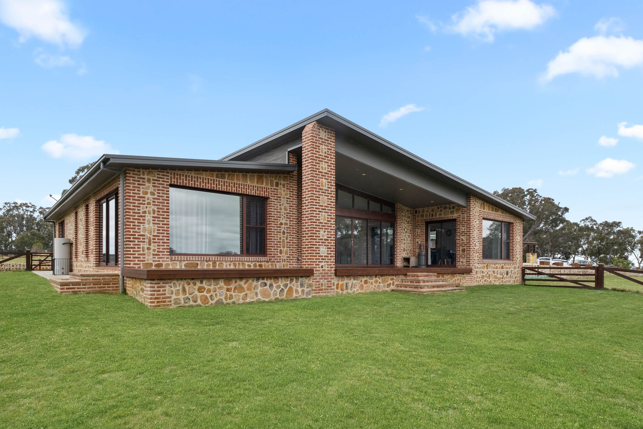 13 Bell Lane, Mummel, NSW 2580