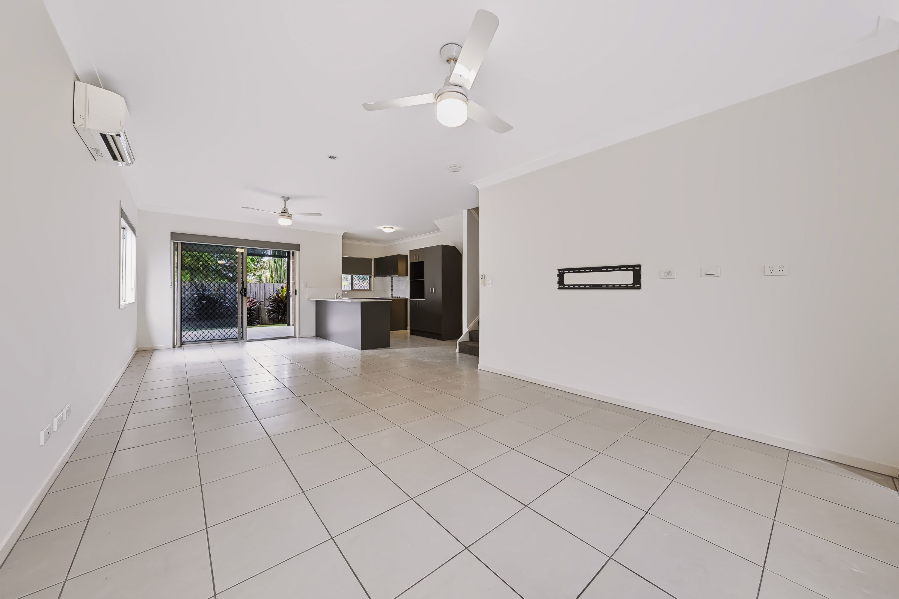 13/11 Tania Street — photo 12 of 24