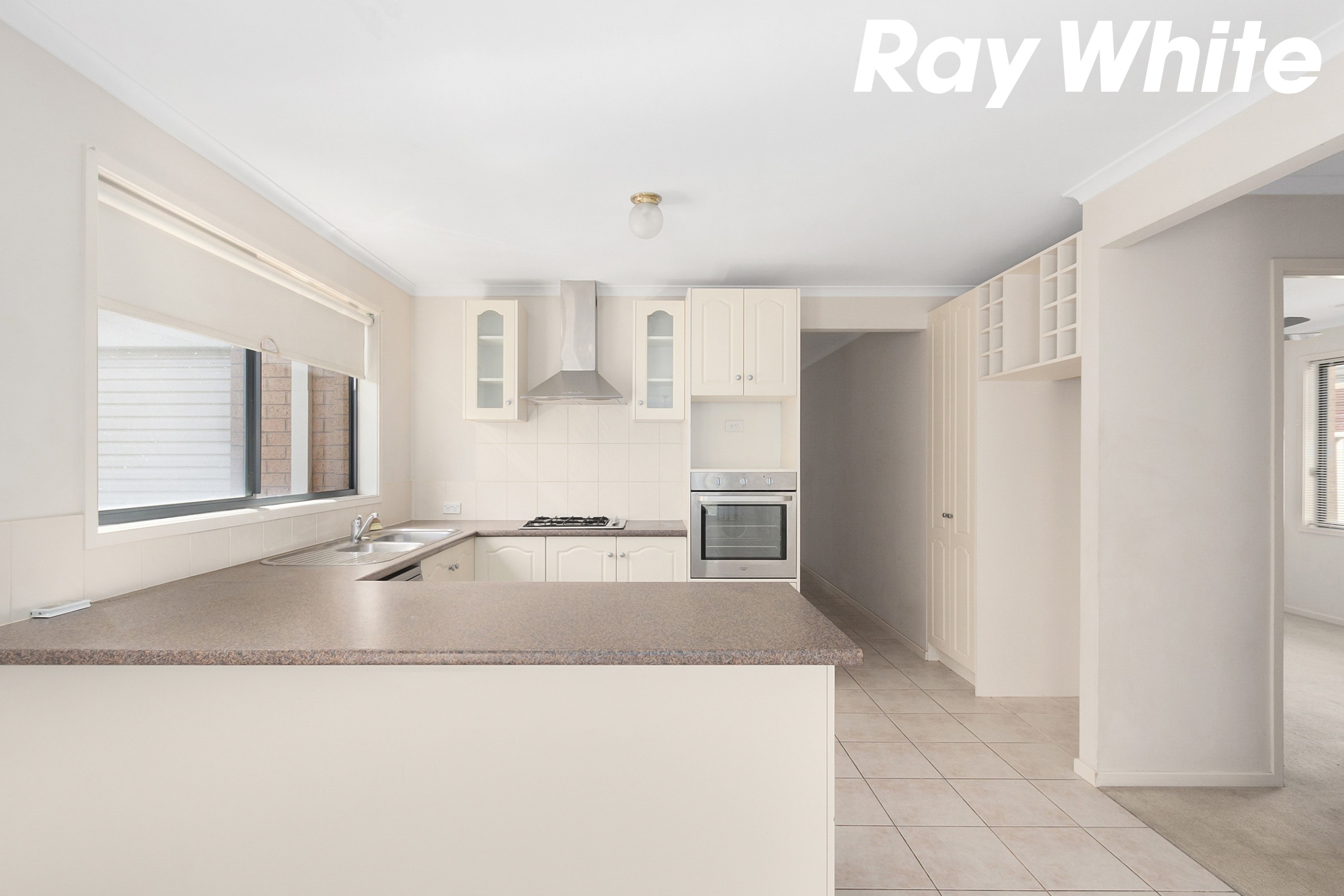 81 Oaklands Way, Pakenham, VIC 3810