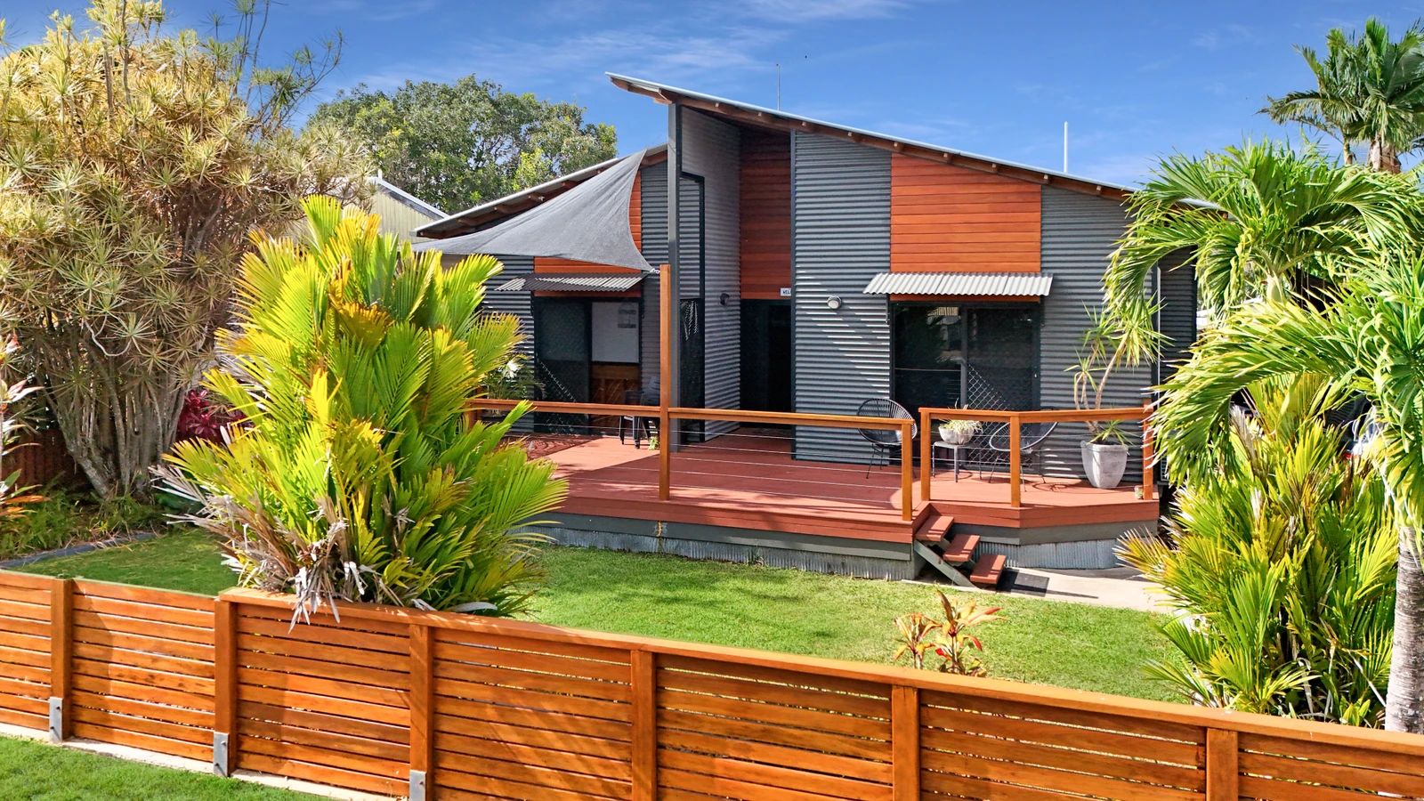 8 Holmes Avenue, Sarina, QLD 4737