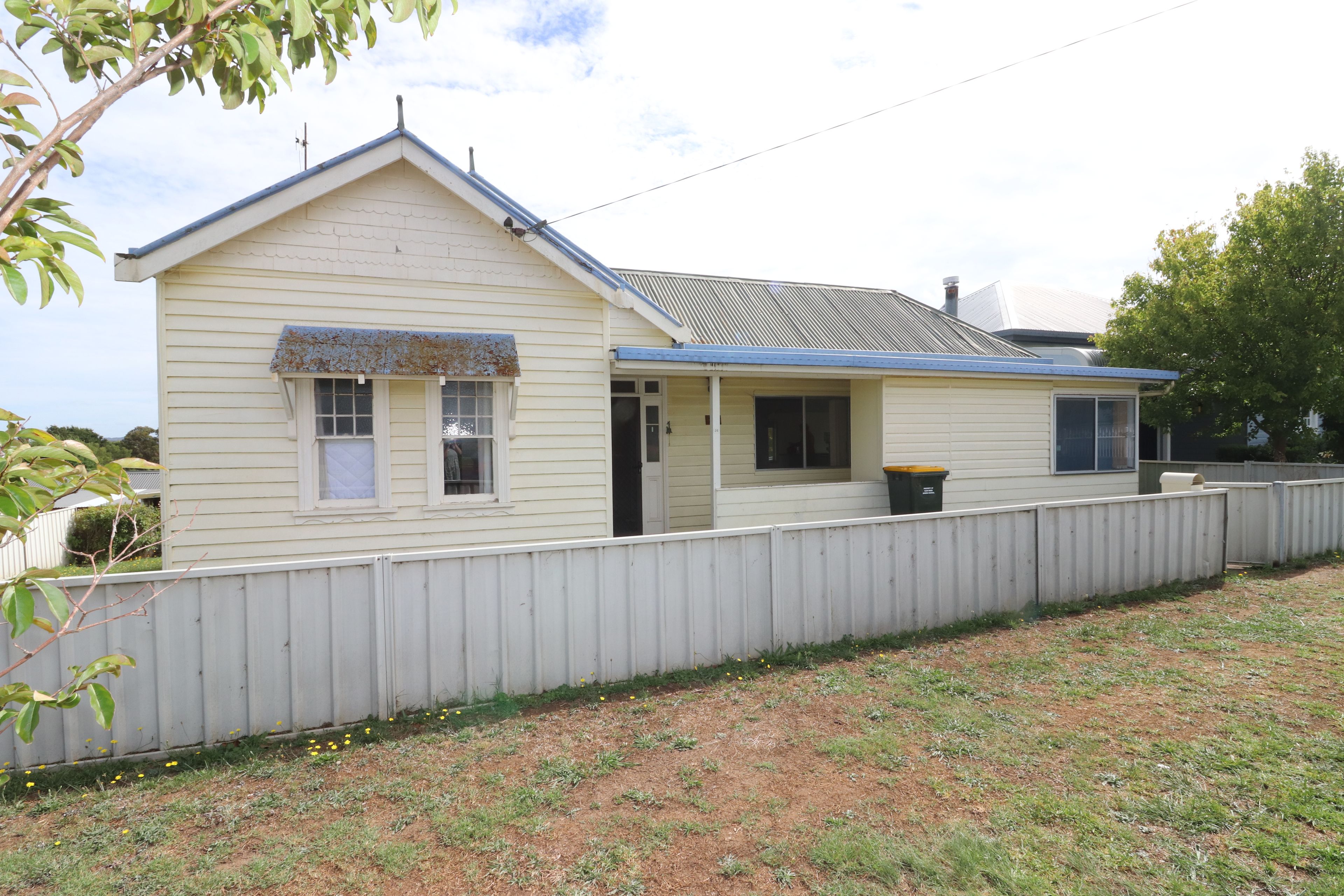 26 Torrington Street, Glen Innes, NSW 2370 Leased House Ray White