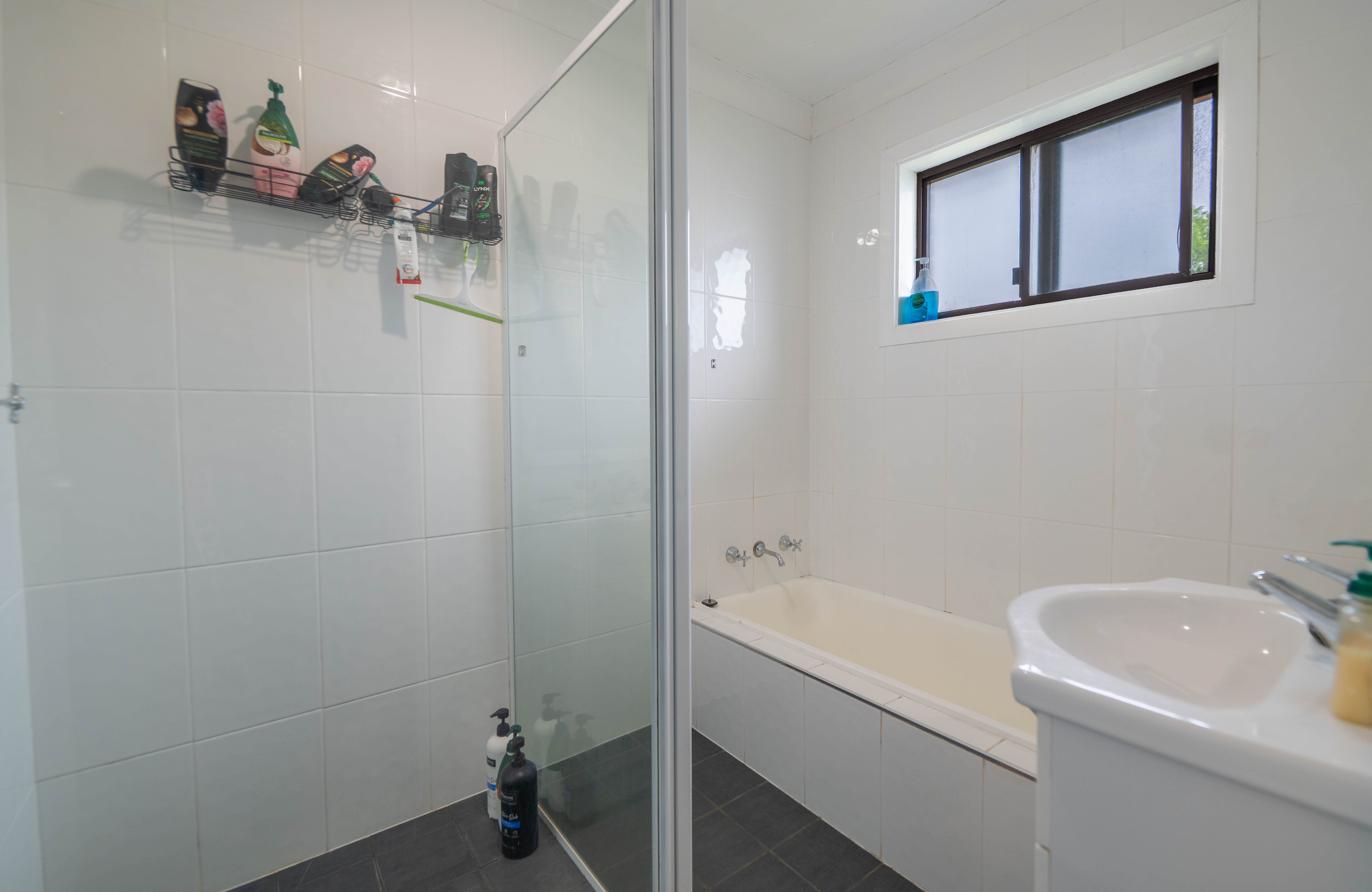 22 Brolgan Road — photo 8 of 11