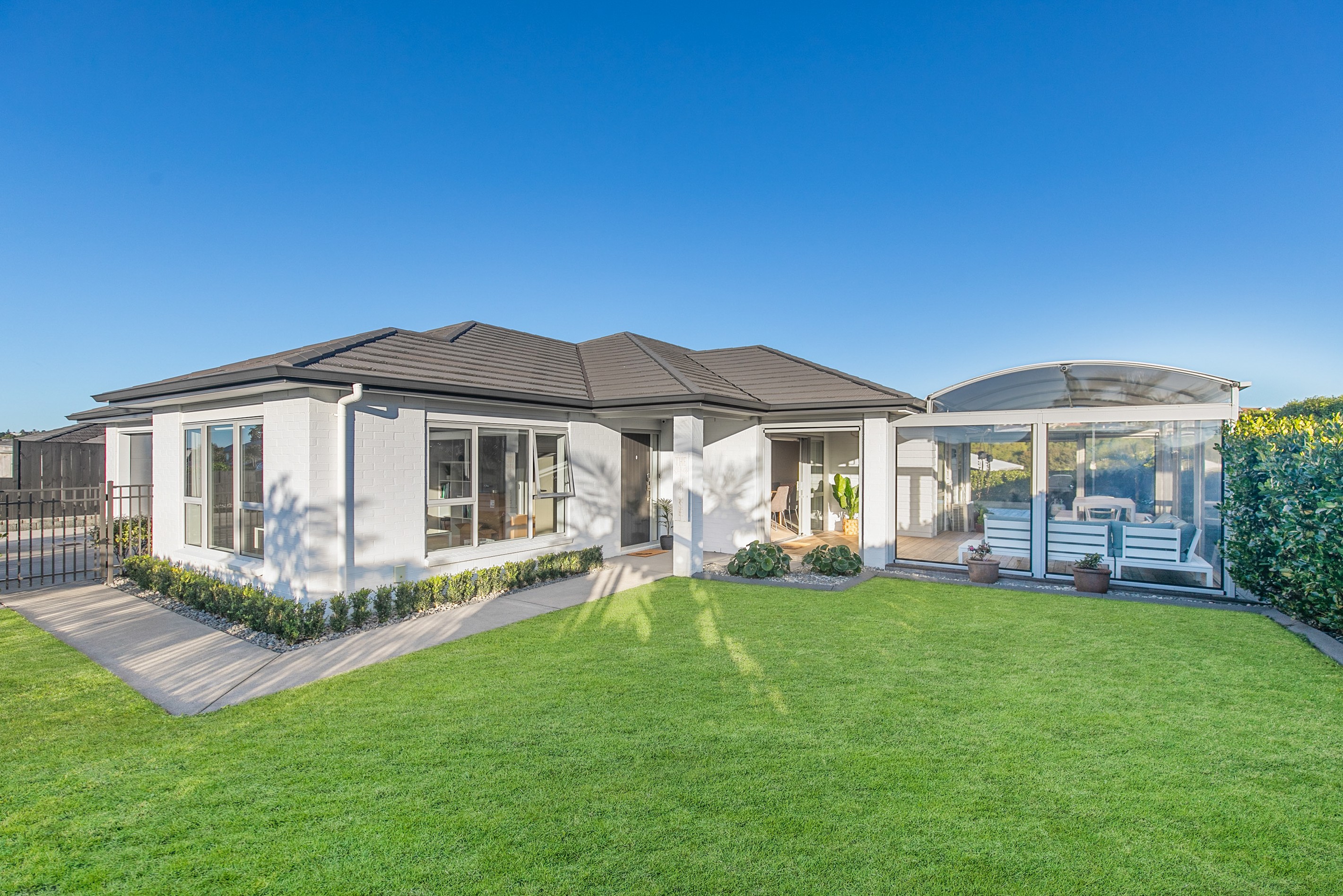 11 Weatherly Drive, Beachlands, Manukau City