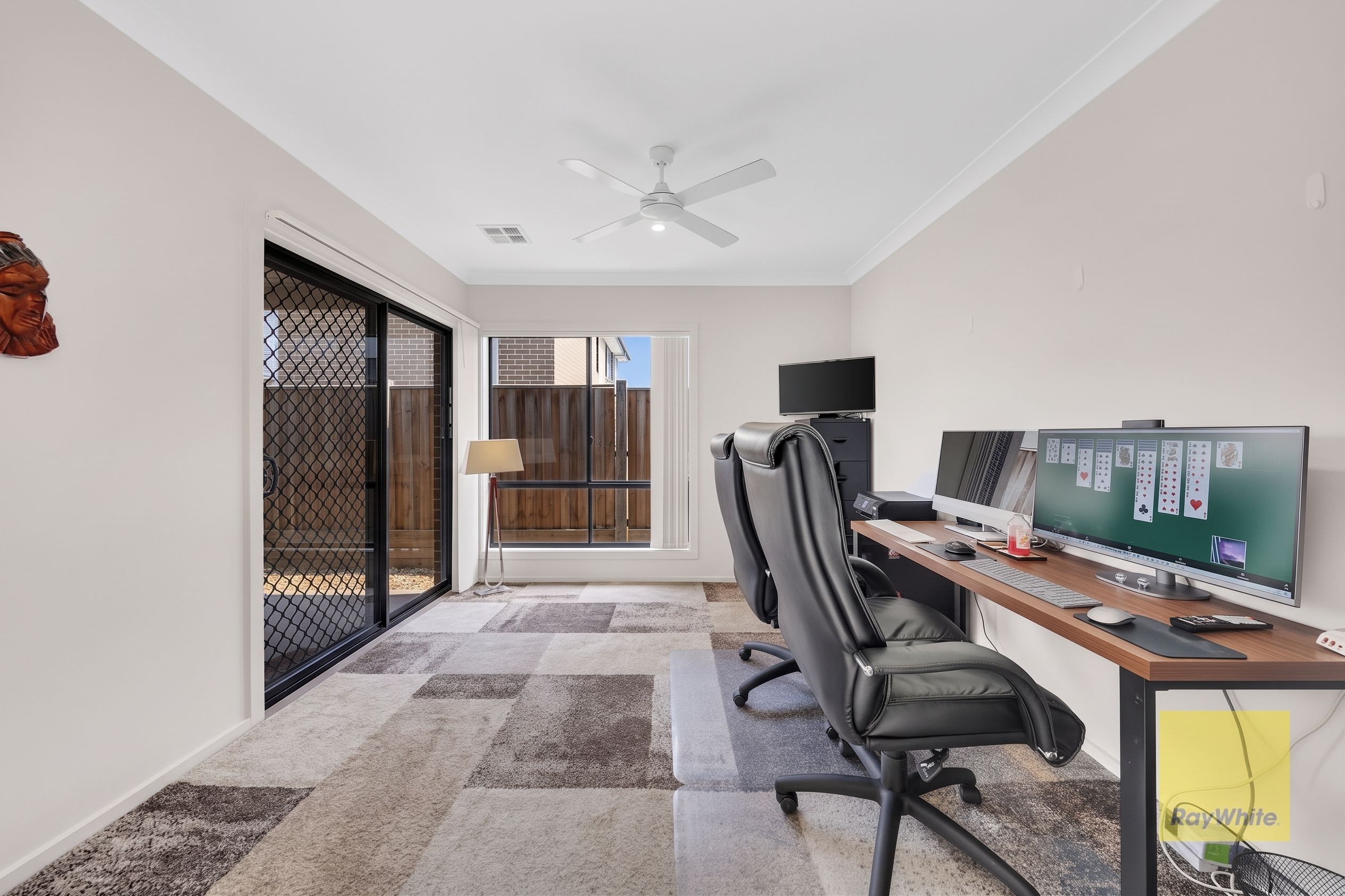 24 Fairwater Drive — photo 9 of 23