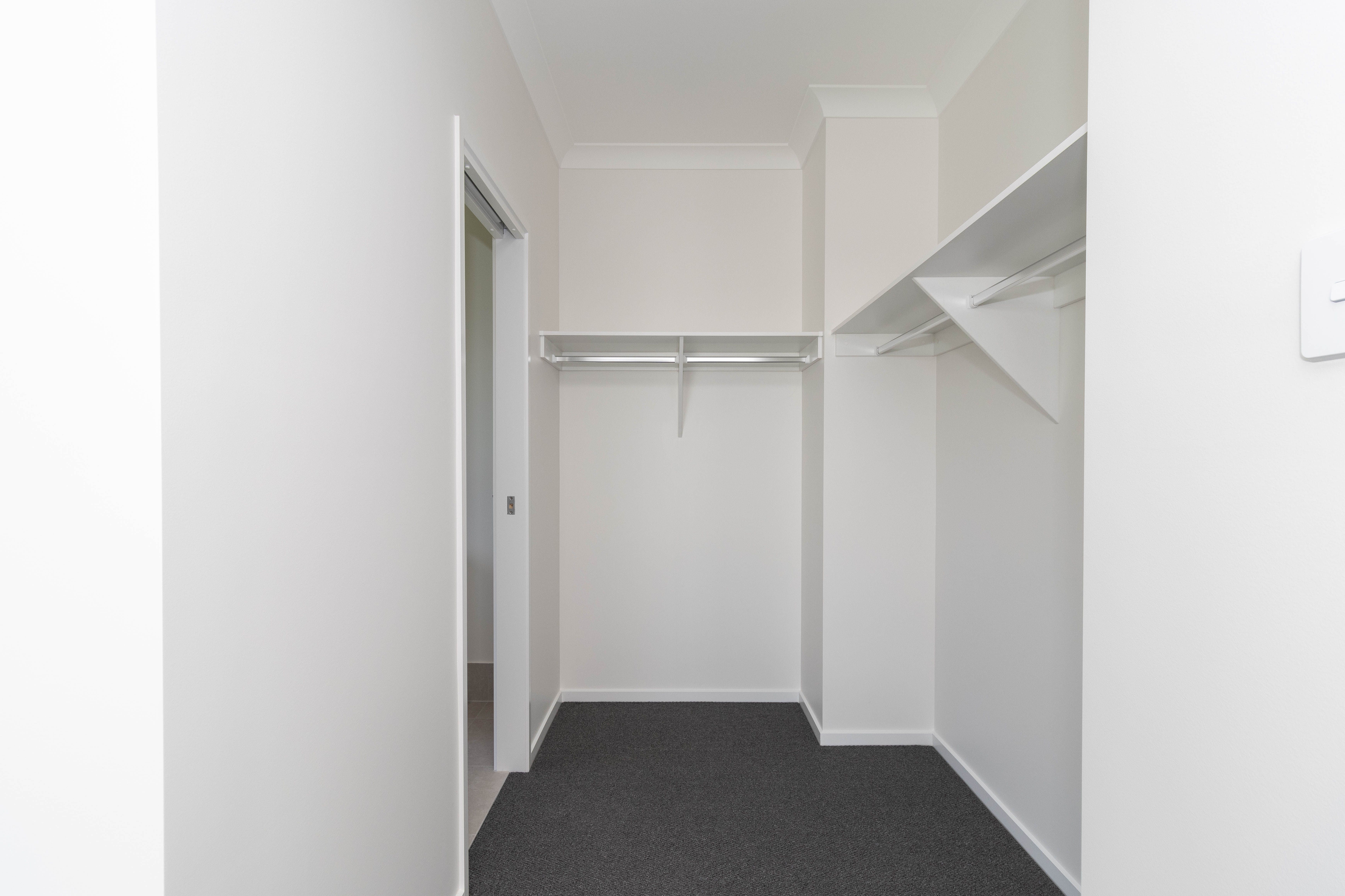 63 Hythe Street — photo 7 of 15