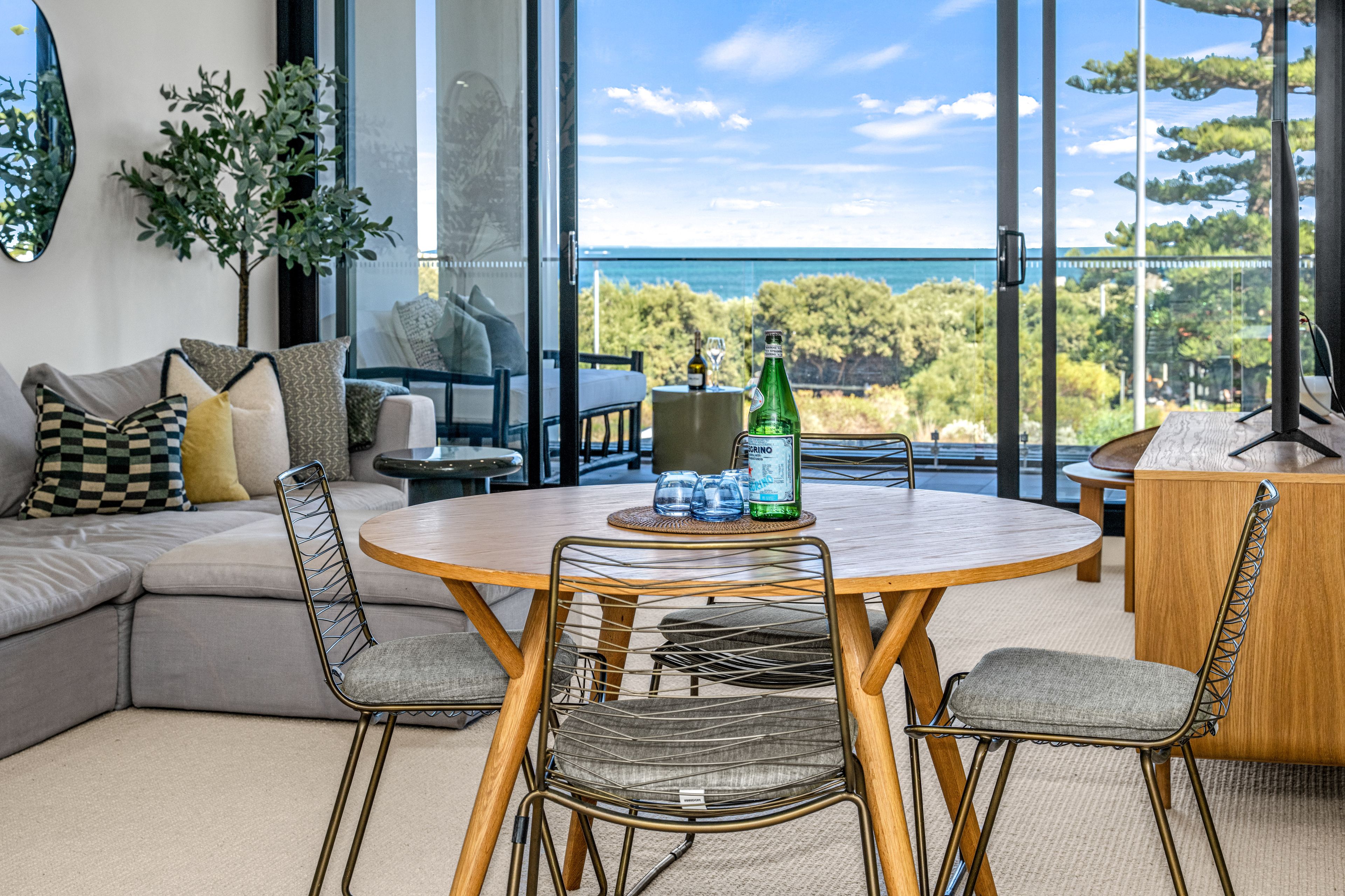 203/21 Freeman Loop, North Fremantle, WA 6159