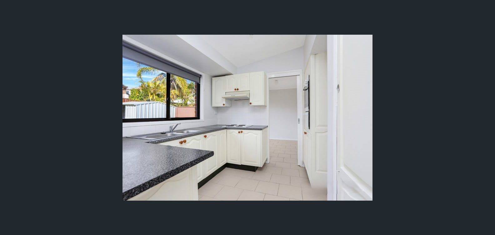 2 Wills Glen, St Clair, NSW 2759